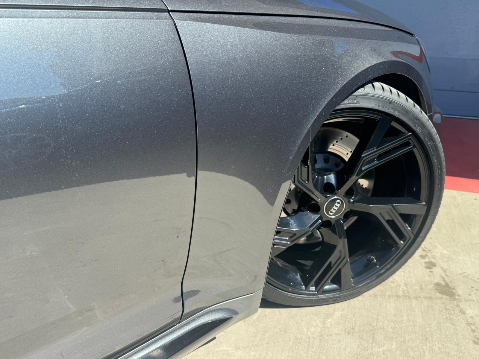 AUDI RS4 Avant quattro tiptronic-image-14