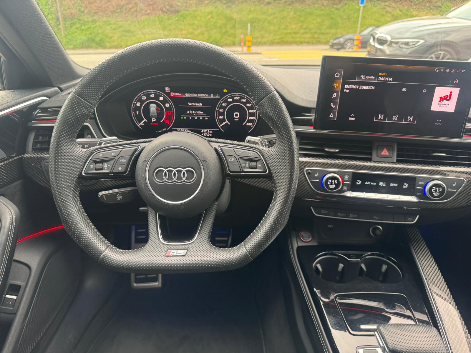 AUDI RS4 Avant quattro tiptronic-image-16