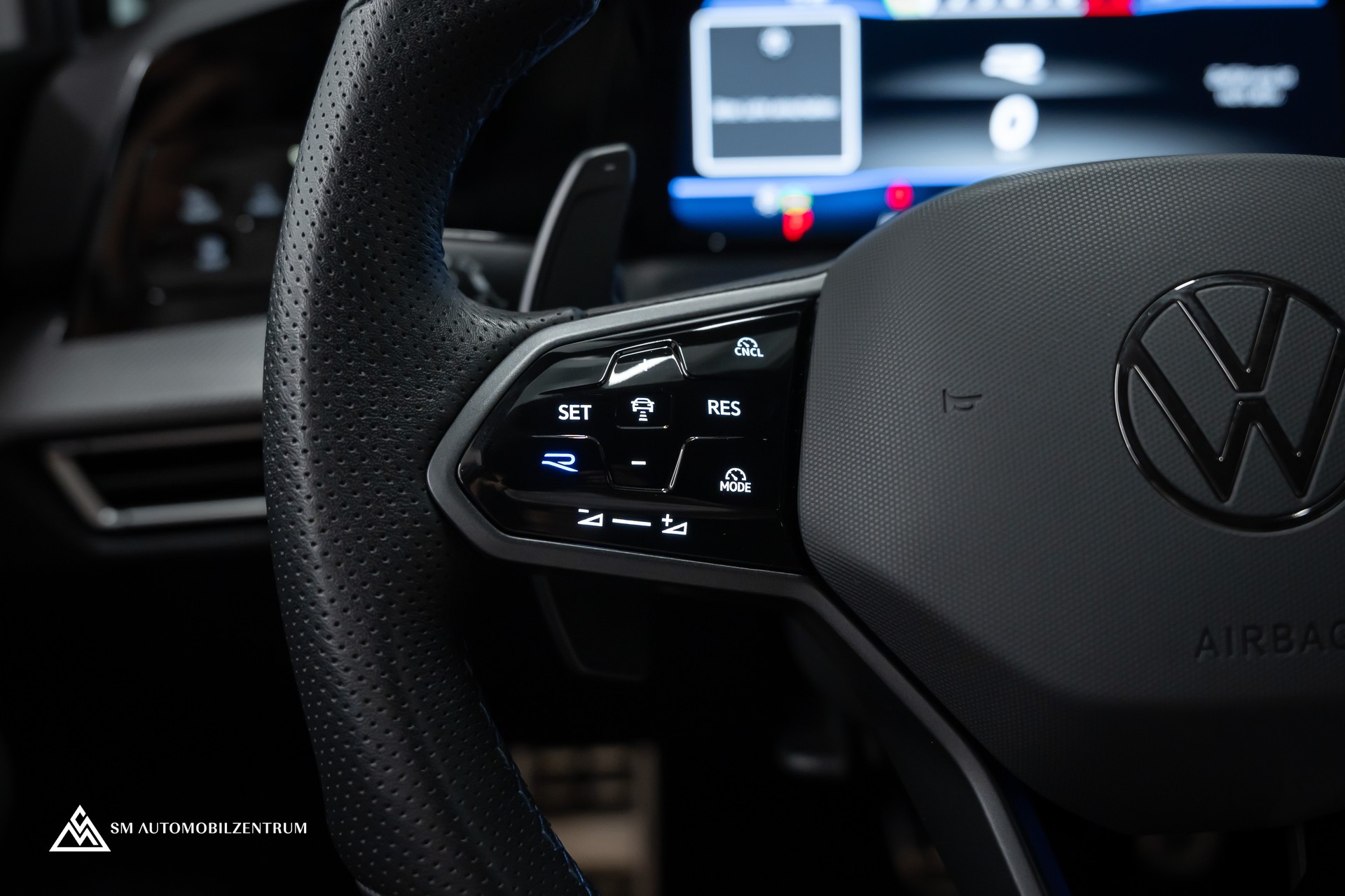 VW Golf VIII 2.0 TSI R DSG 4motion R-Performance / Facelift / Head-Up / Harman&Kardon / Rückfahrkamera-image-25