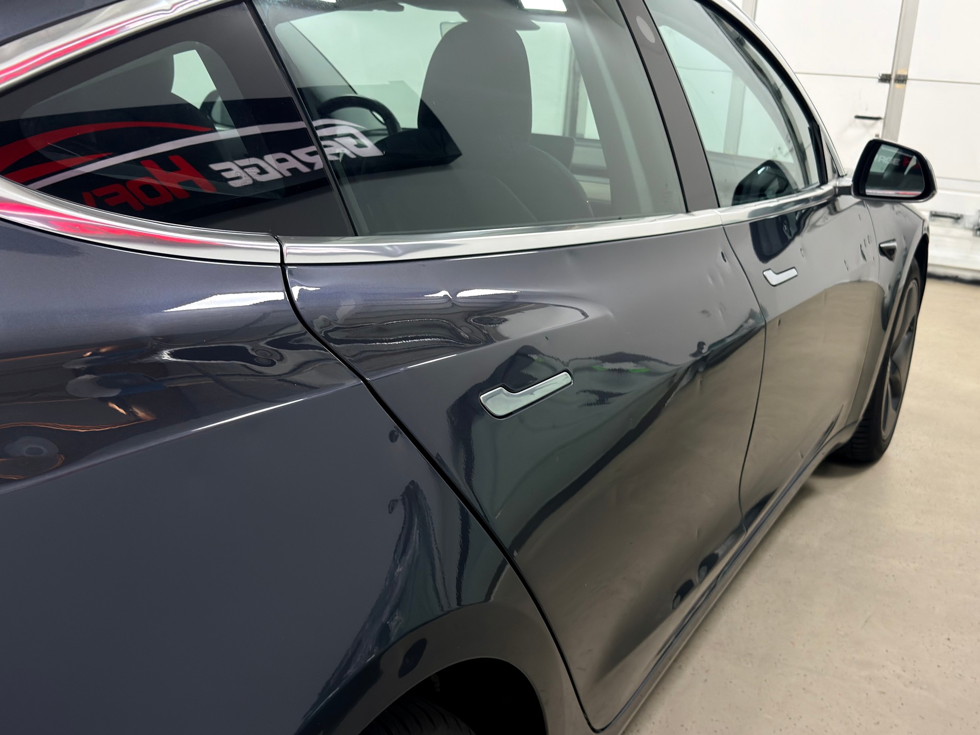 TESLA Model 3 Long Range Dual Motor AWD HAGELSCHADEN-image-8