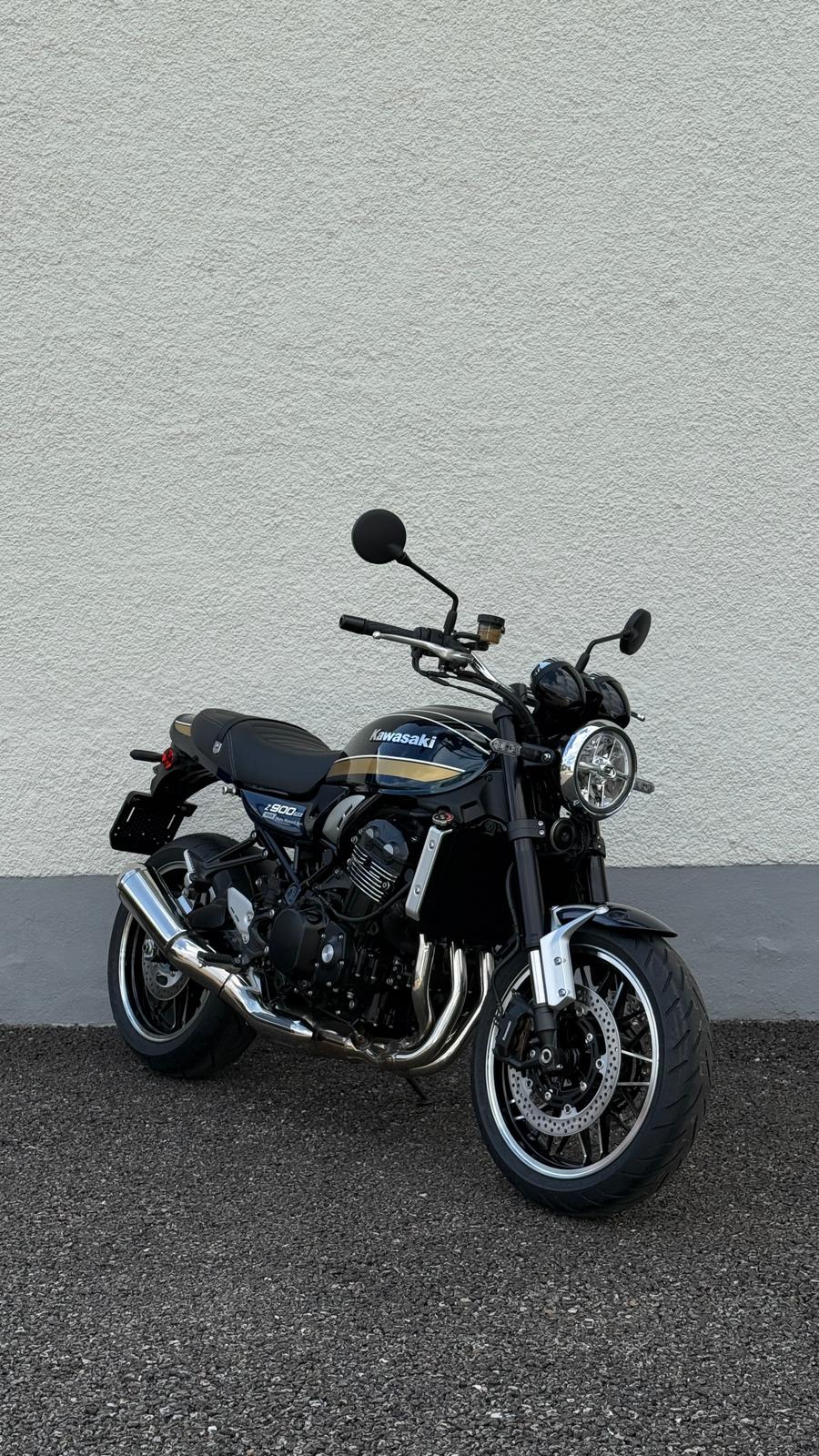 KAWASAKI Z 900 RS
