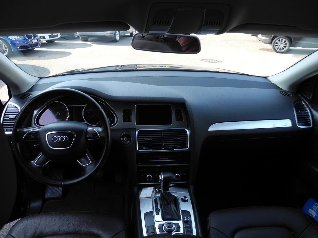 AUDI Q7 3.0 TFSI quattro tiptronic ** Voll-Leder ** Frisch ab MFK und Service **-image-6