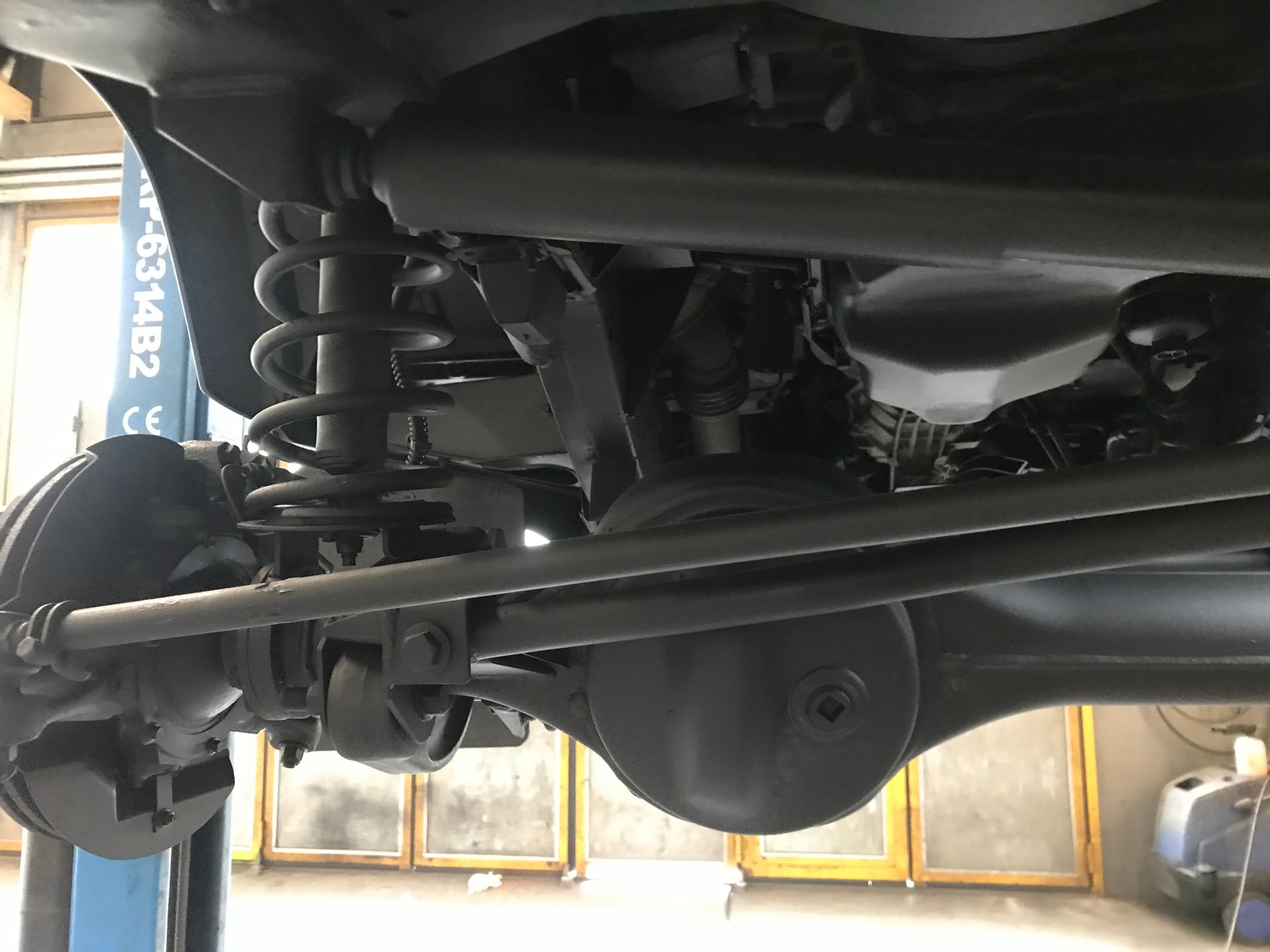 LAND ROVER 90-image-12