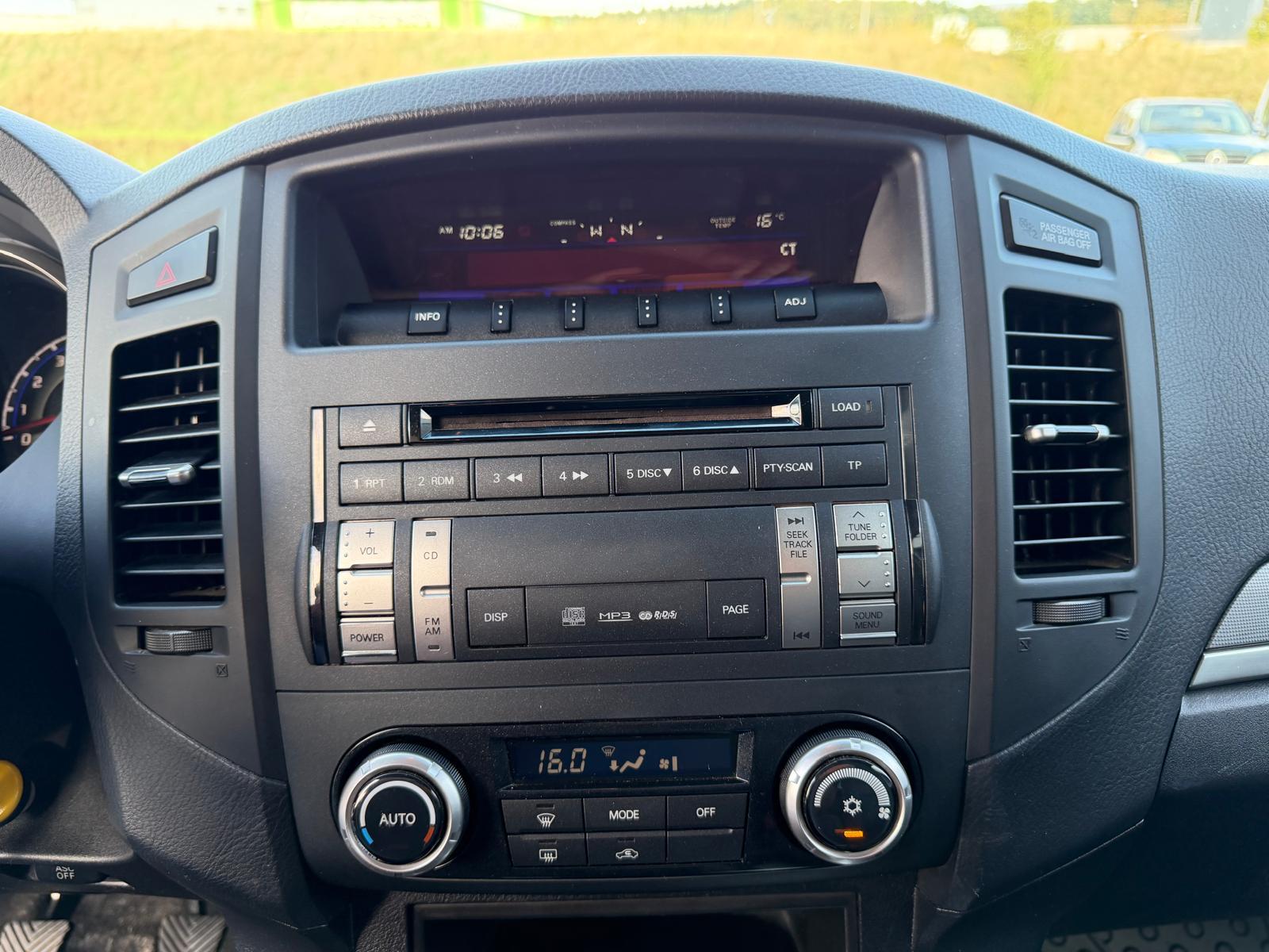 MITSUBISHI Pajero 3.2 DID Swiss Professional-image-15