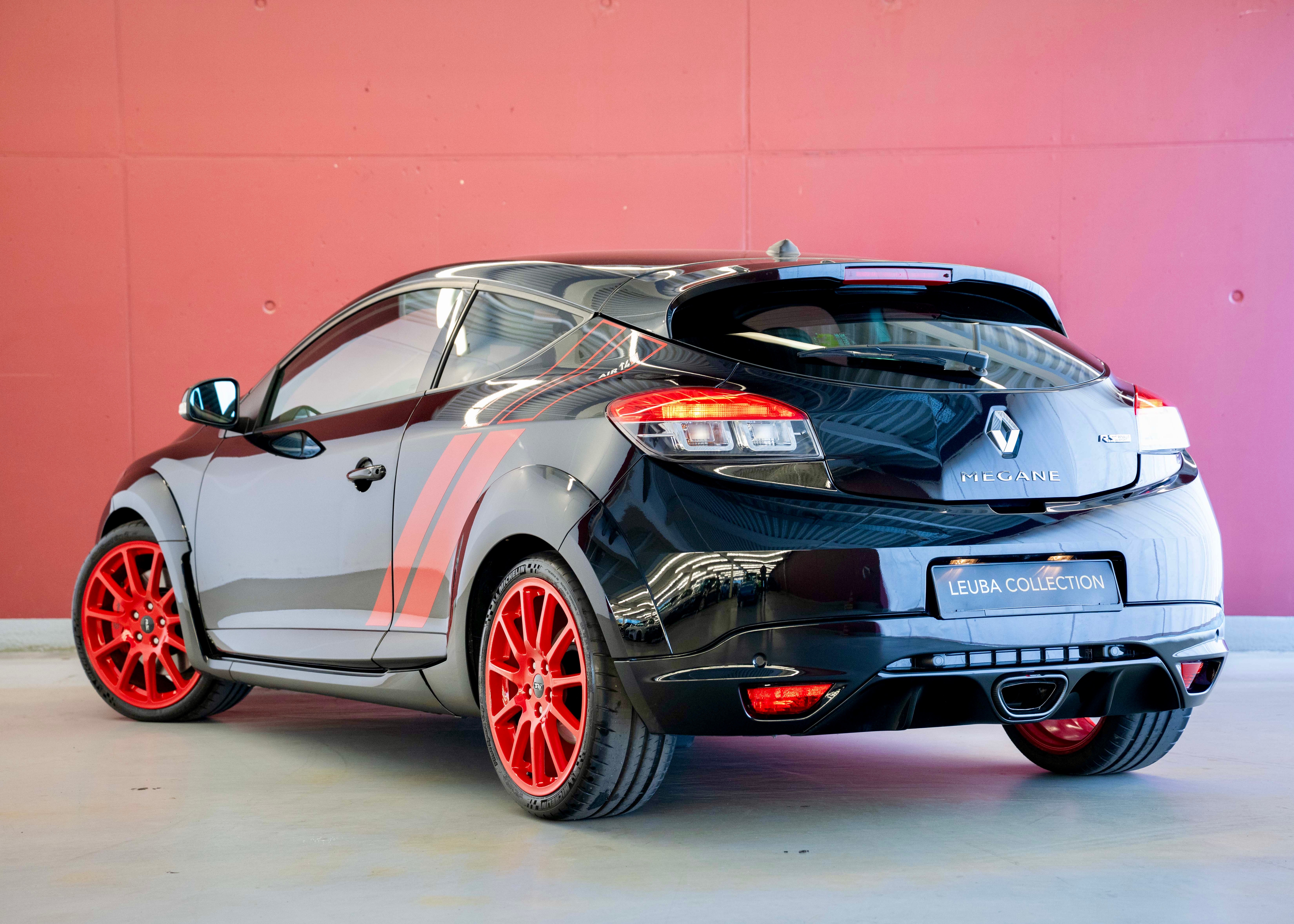 Image RENAULT MEGANE Mégane Coupé 2.0 16V Turbo RS AIR14 (2nd hand Swiss car, fantastic condition, 1st paint, full service history, 100% original)