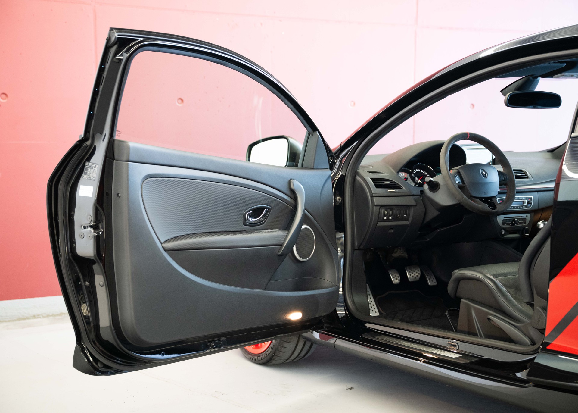 RENAULT Mégane Coupé 2.0 16V Turbo RS AIR14 (2nd hand Swiss car, fantastic condition, 1st paint, full service history, 100% original)-image-30