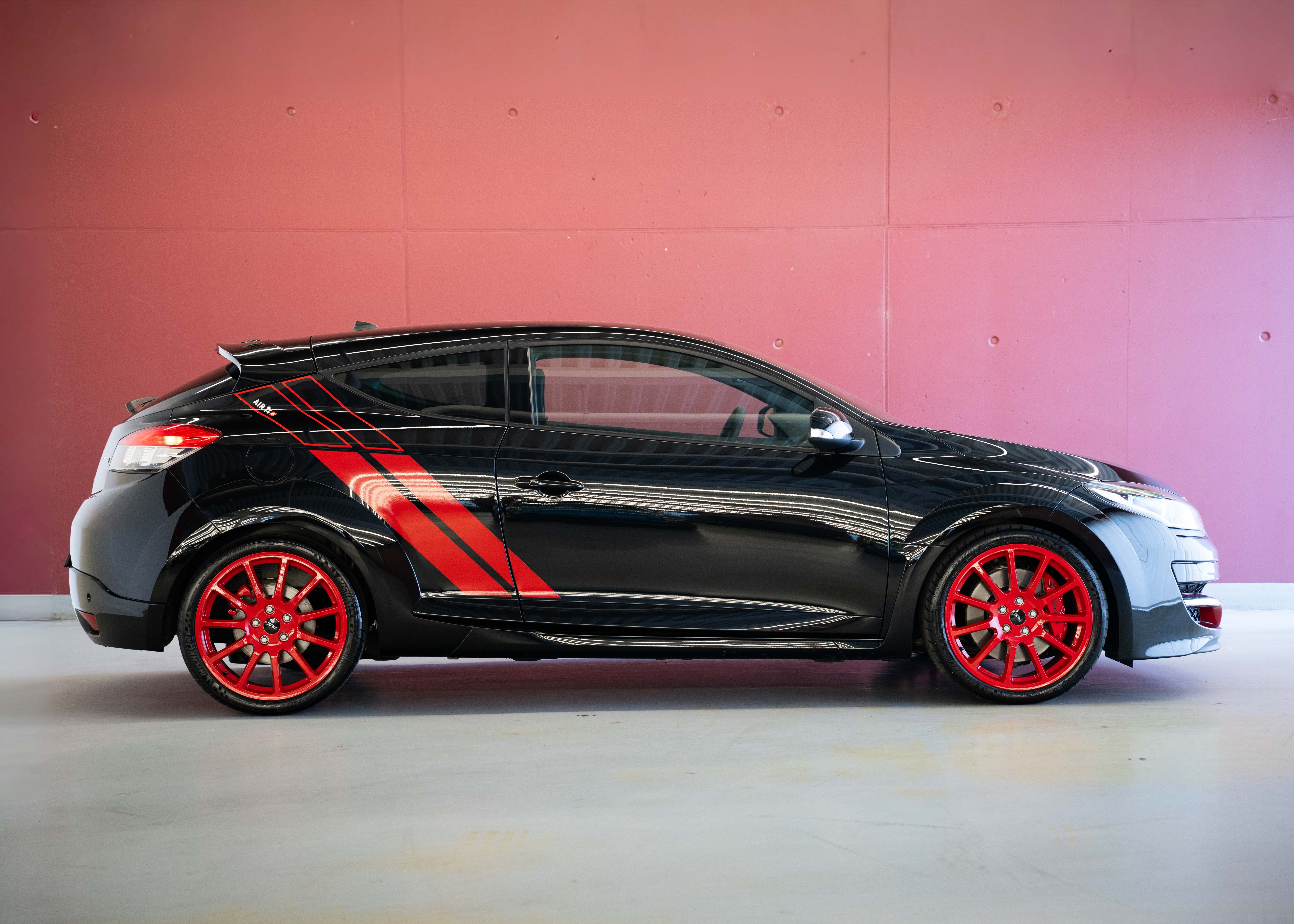 Image RENAULT MEGANE Mégane Coupé 2.0 16V Turbo RS AIR14 (2nd hand Swiss car, fantastic condition, 1st paint, full service history, 100% original)