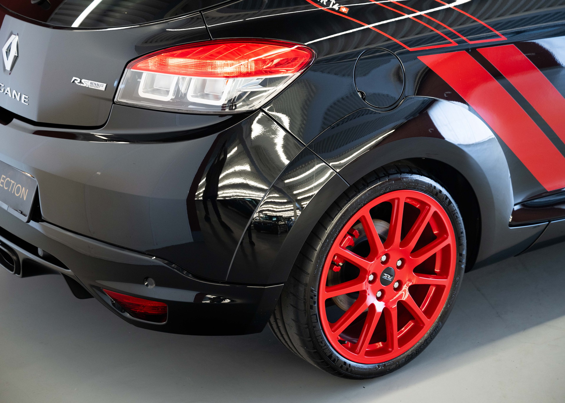 RENAULT Mégane Coupé 2.0 16V Turbo RS AIR14 (2nd hand Swiss car, fantastic condition, 1st paint, full service history, 100% original)-image-13