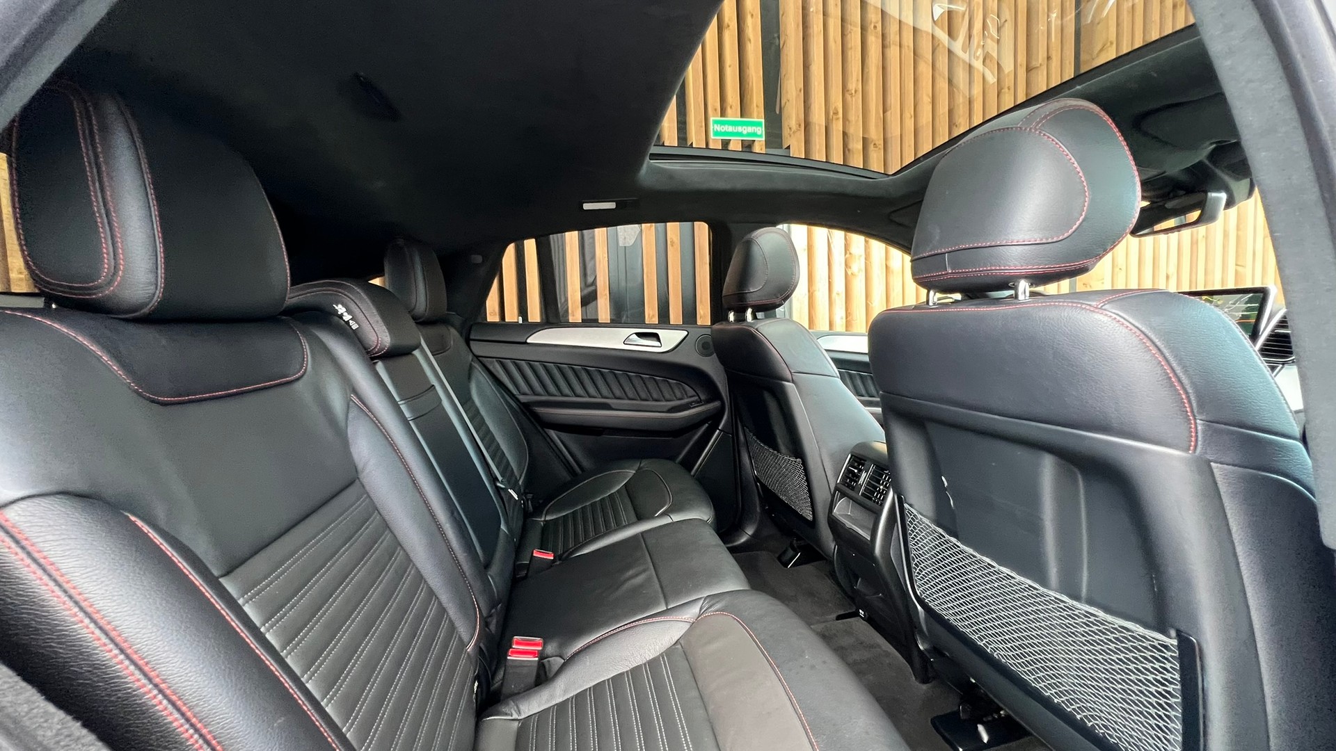 MERCEDES-BENZ GLE COUPÉ 43 AMG 4MATIC BLACK 9G-TRONIC l 367 PS-image-29