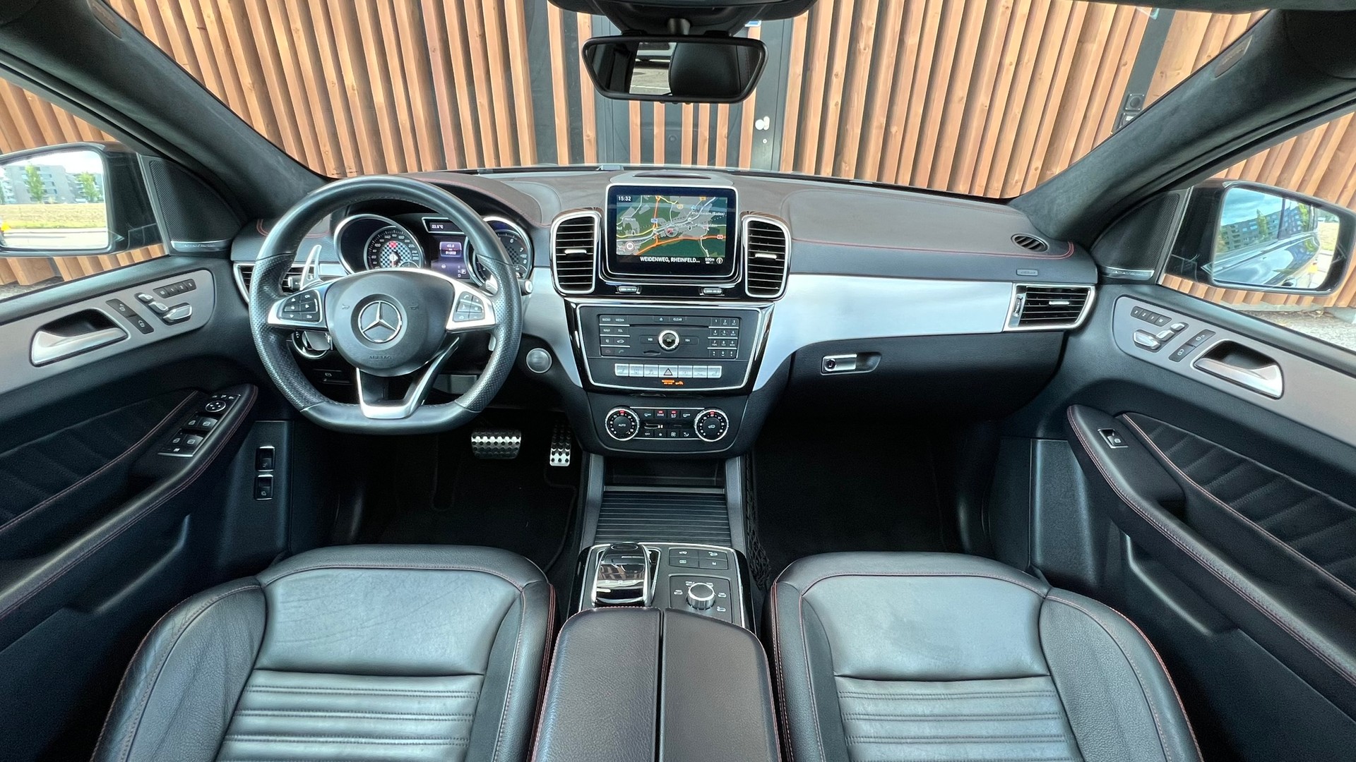MERCEDES-BENZ GLE COUPÉ 43 AMG 4MATIC BLACK 9G-TRONIC l 367 PS-image-20