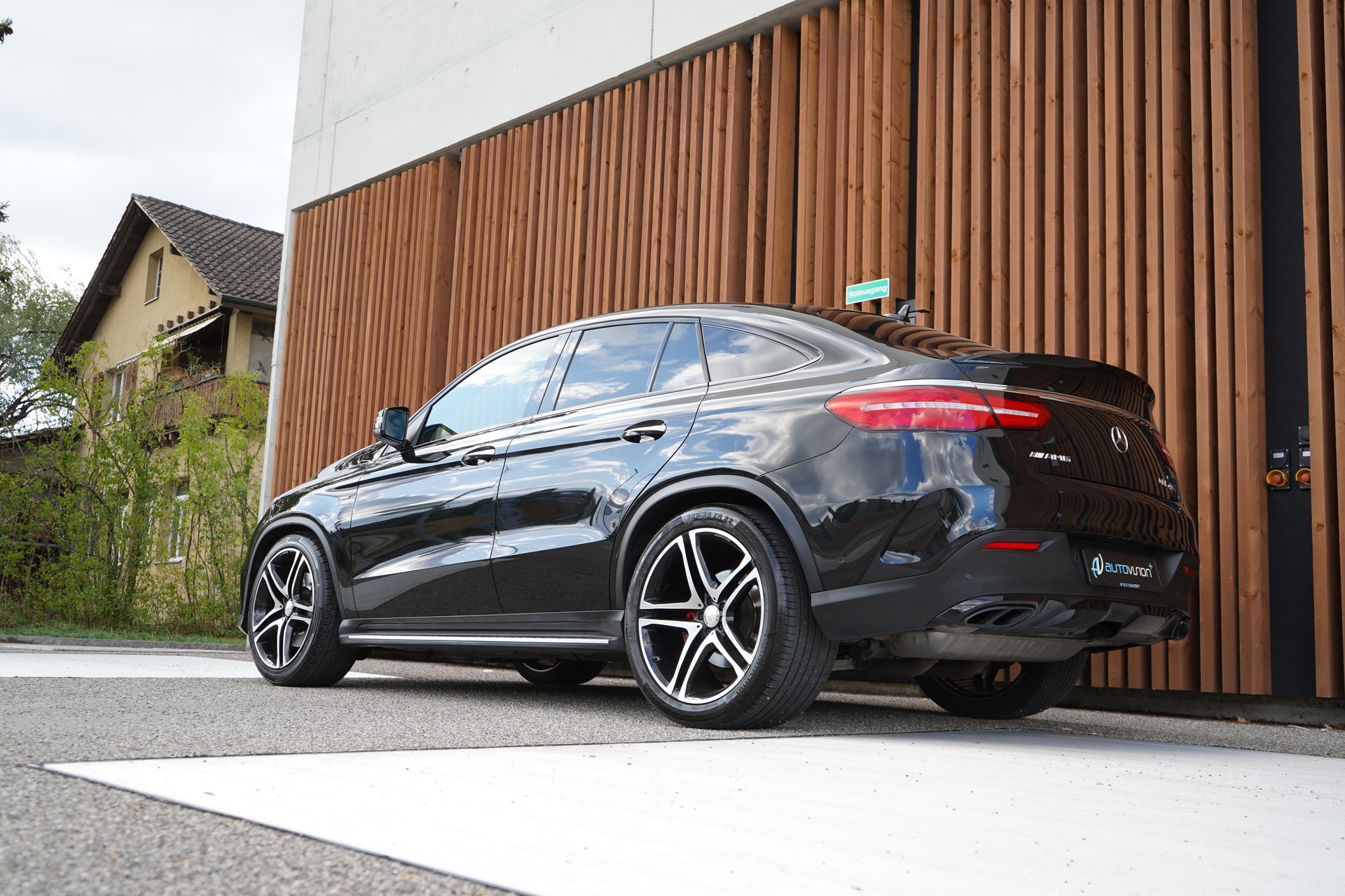 MERCEDES-BENZ GLE COUPÉ 43 AMG 4MATIC BLACK 9G-TRONIC l 367 PS-image-9