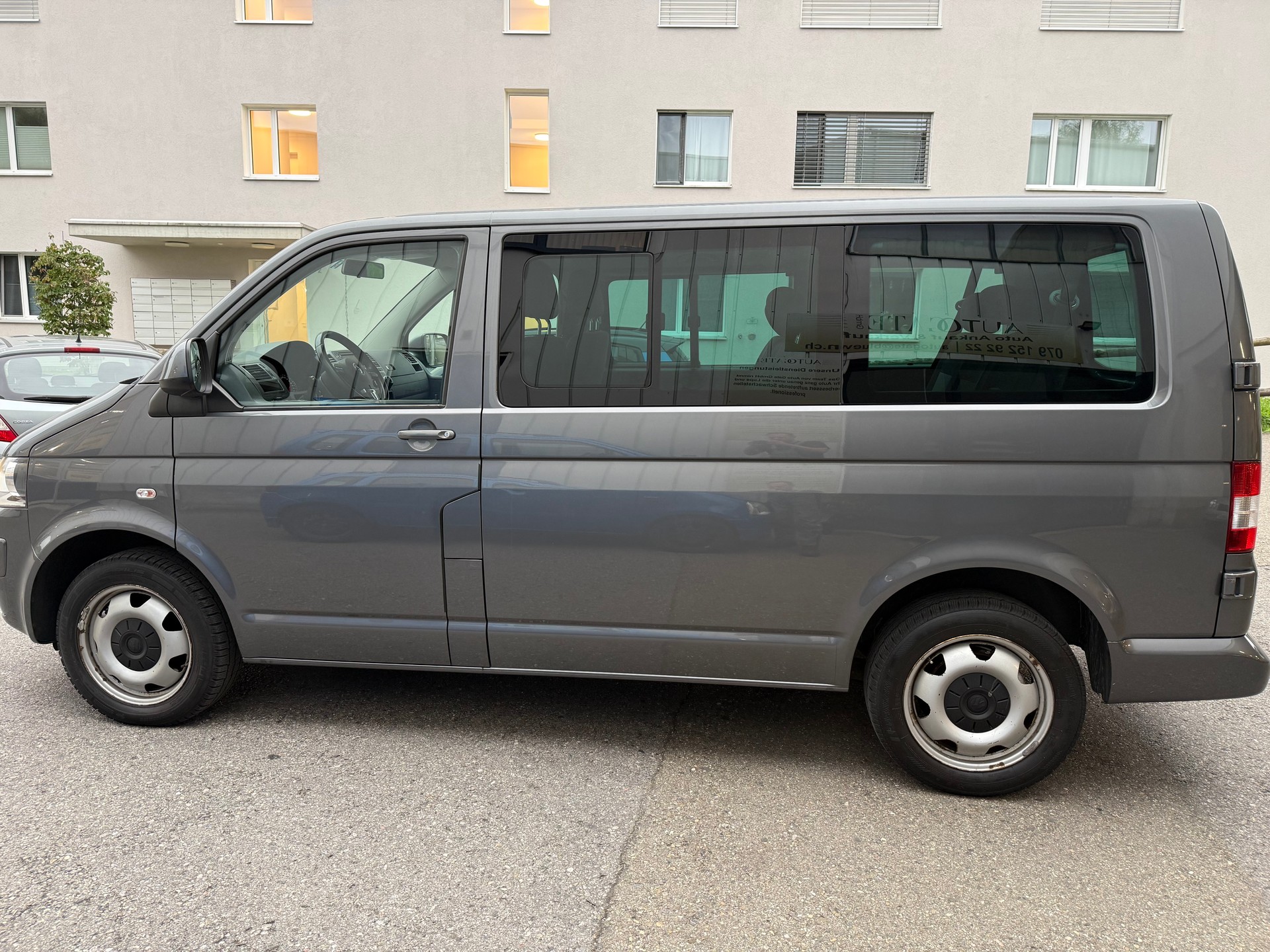 VW T5 Caravelle Comfortline 2.0 TDI CR-image-7