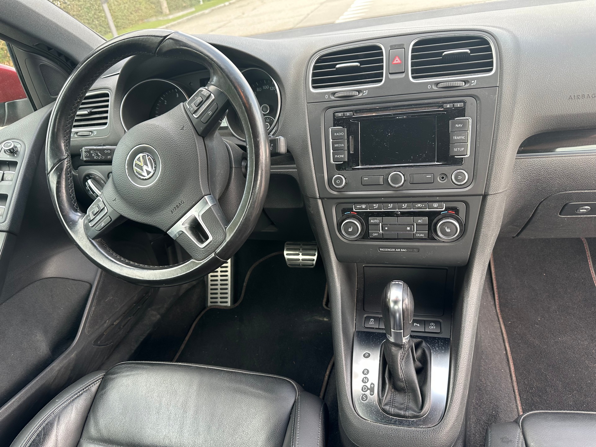 VW GOLF-image-5