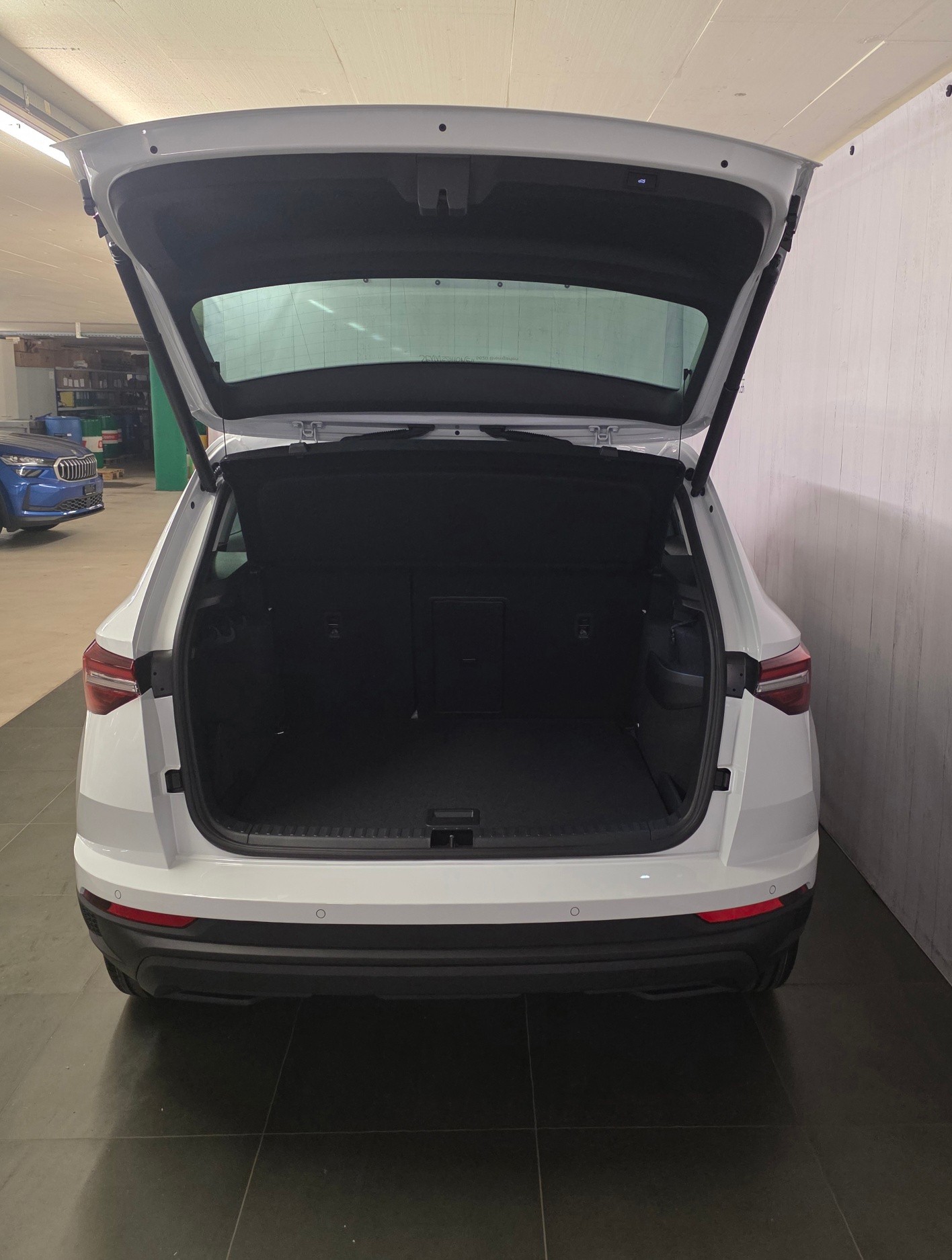 SKODA Karoq 2.0 TDI CR Dynamic 4x4 DSG-image-6