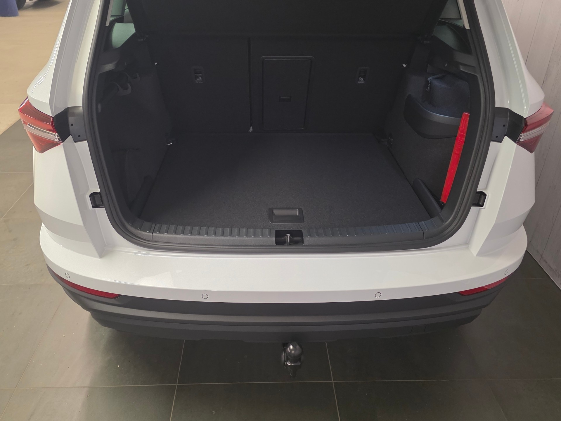 SKODA Karoq 2.0 TDI CR Dynamic 4x4 DSG-image-7