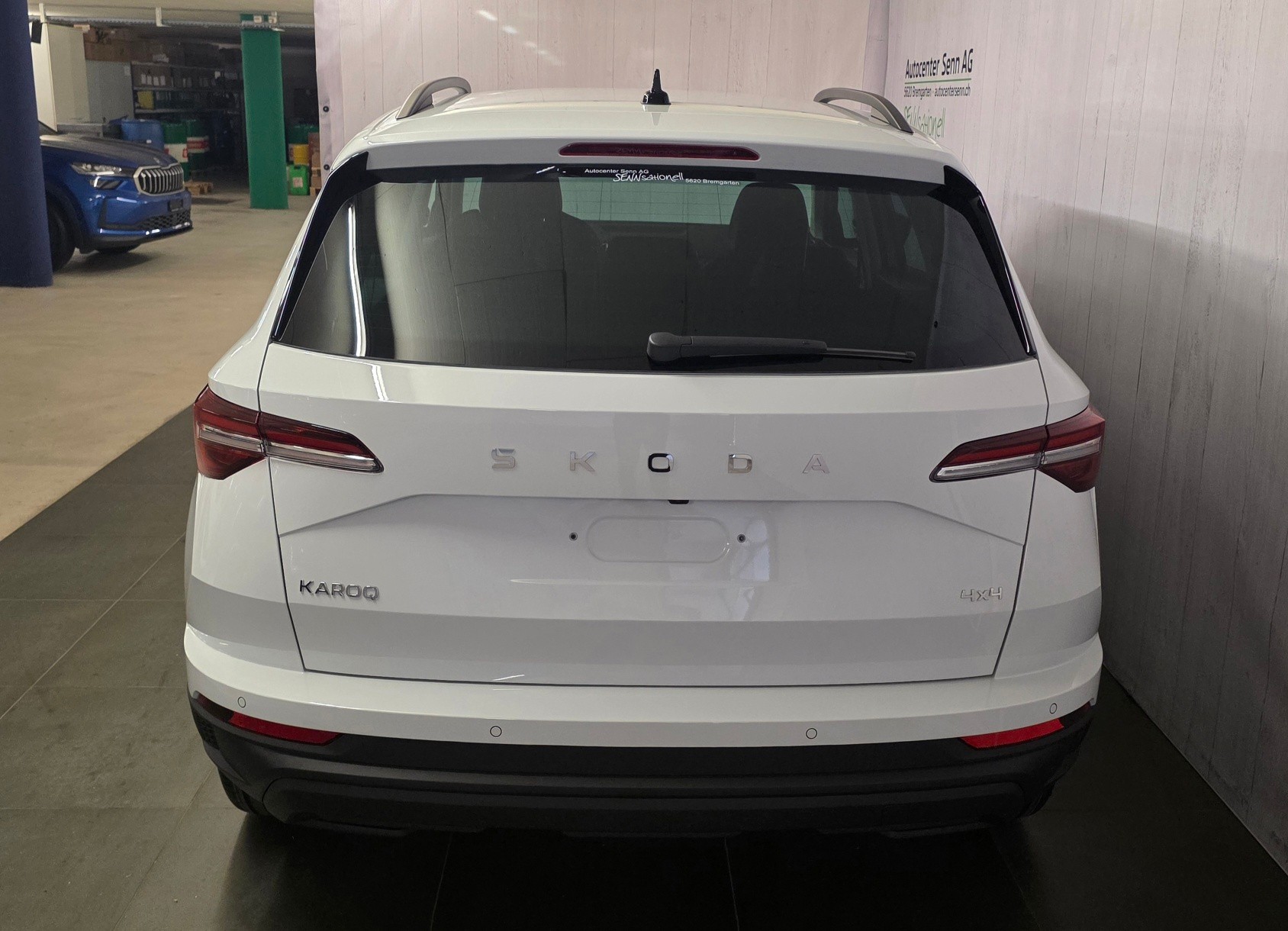 SKODA Karoq 2.0 TDI CR Dynamic 4x4 DSG-image-4