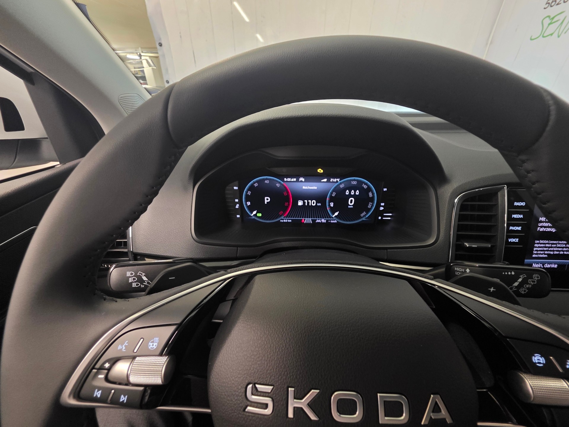 SKODA Karoq 2.0 TDI CR Dynamic 4x4 DSG-image-15