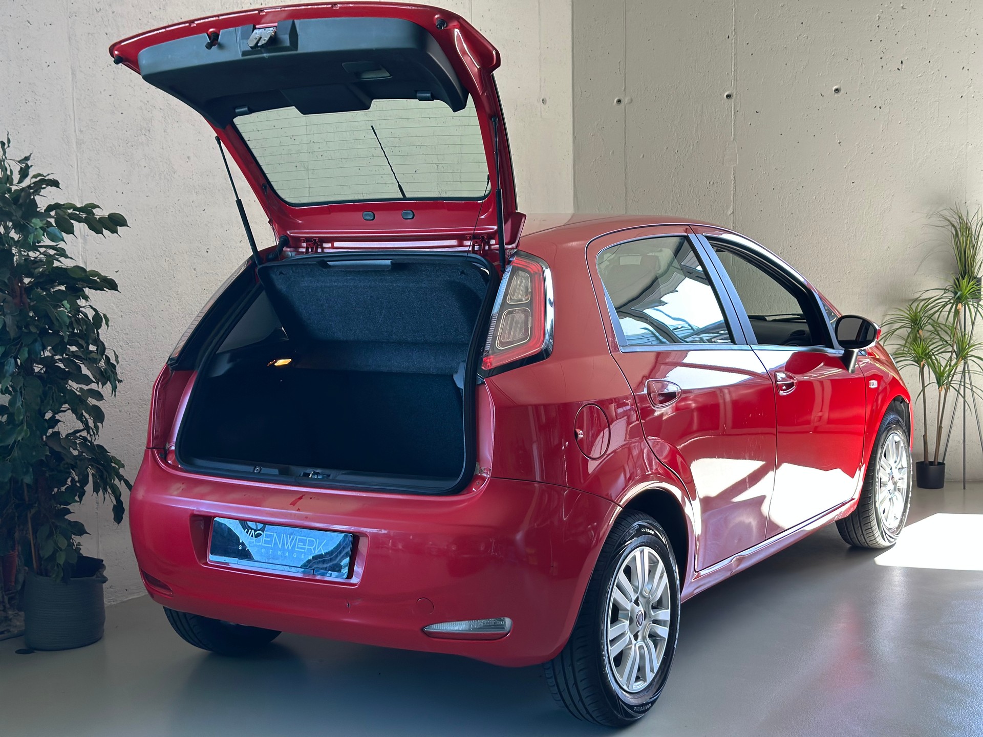 FIAT Punto 1.4 Pop Star-image-15