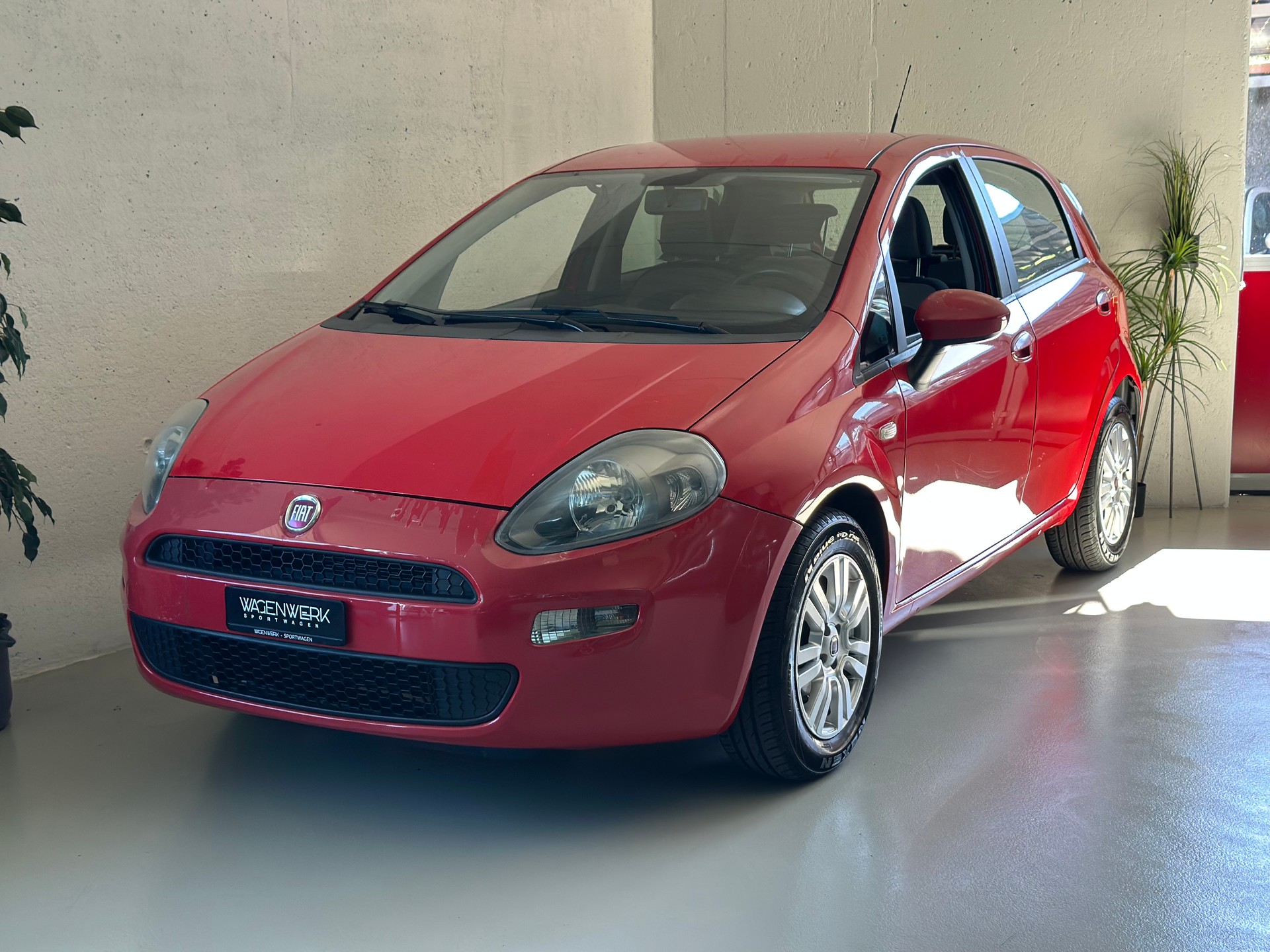 FIAT Punto 1.4 Pop Star-image-2