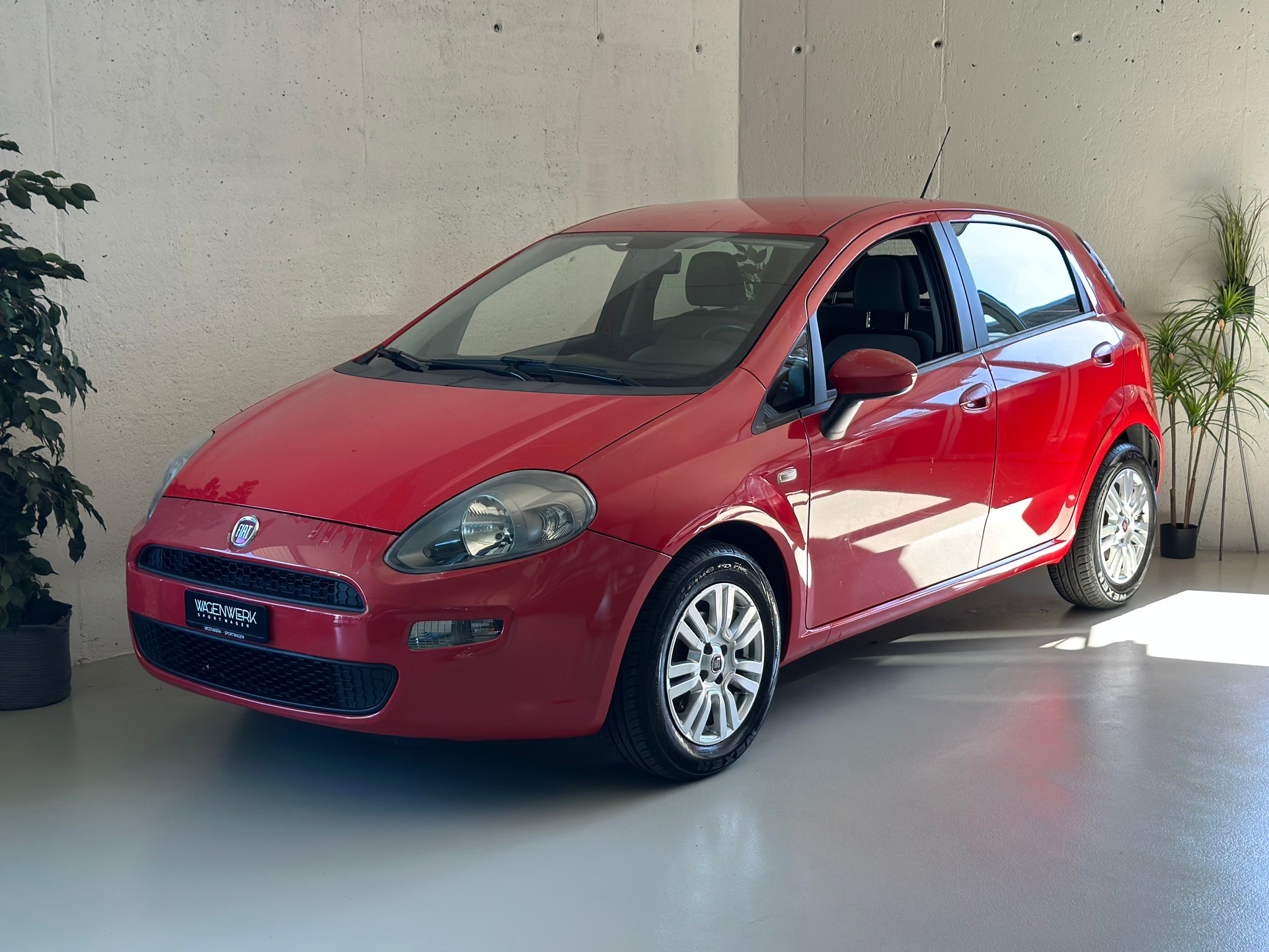 FIAT Punto 1.4 Pop Star-image-0