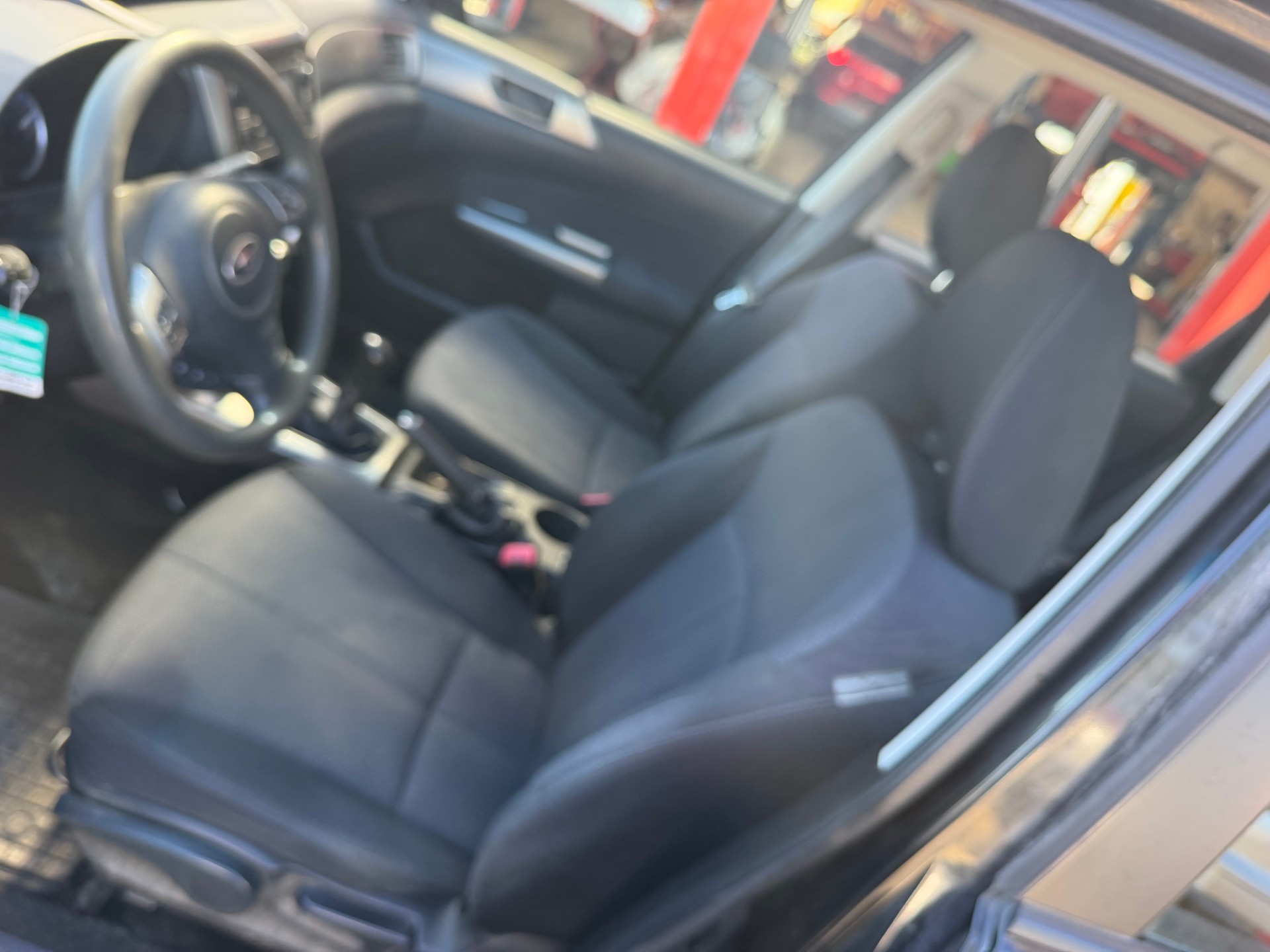 SUBARU Forester 2.0i Swiss-image-6