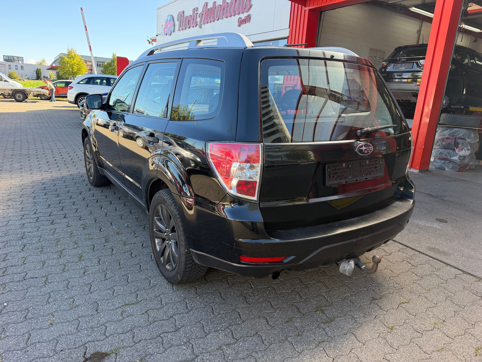 SUBARU Forester 2.0i Swiss-image-4