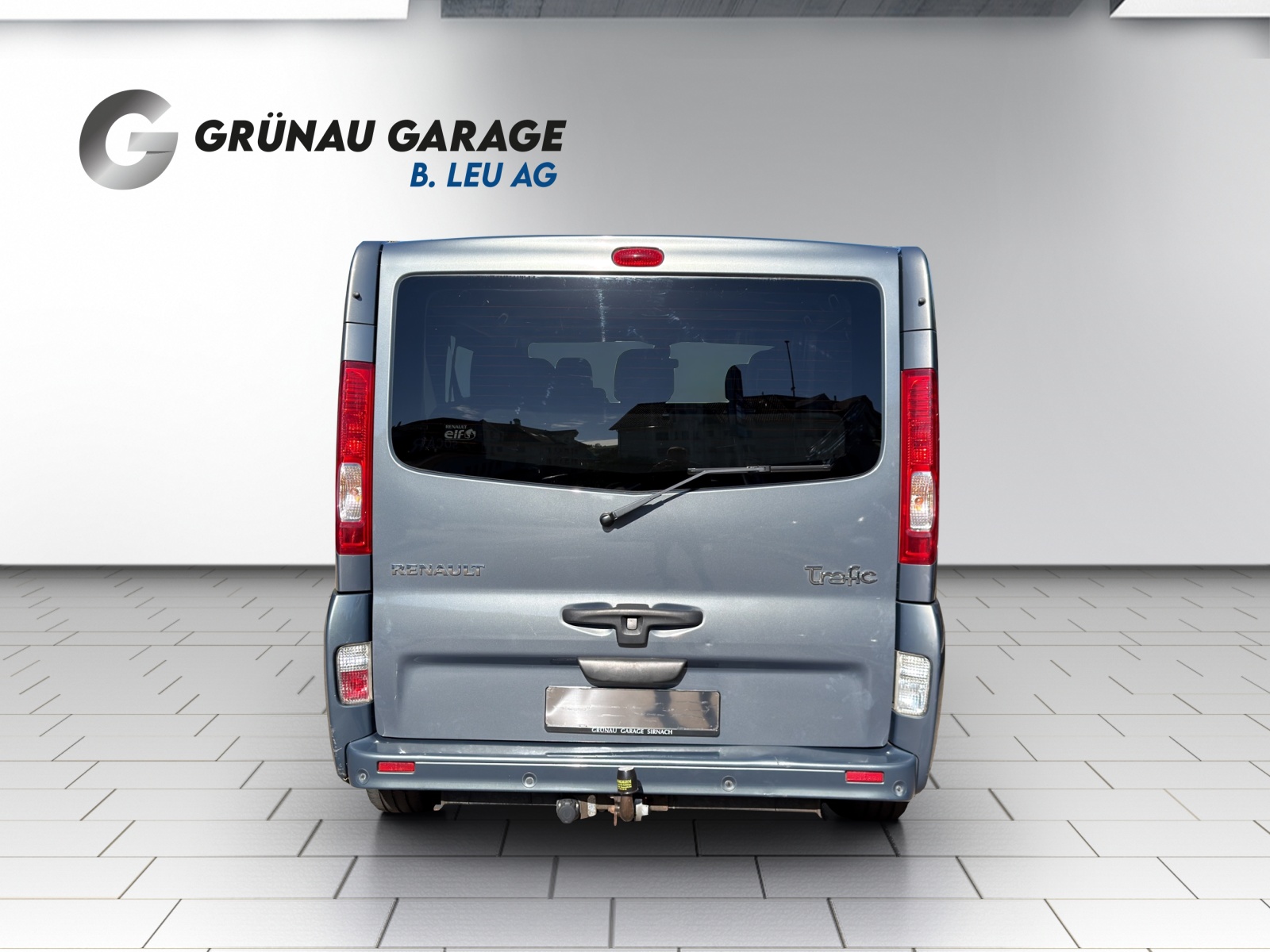RENAULT Trafic Kombi Grand Passenger 2.0 dCi 114 Auth.-image-3