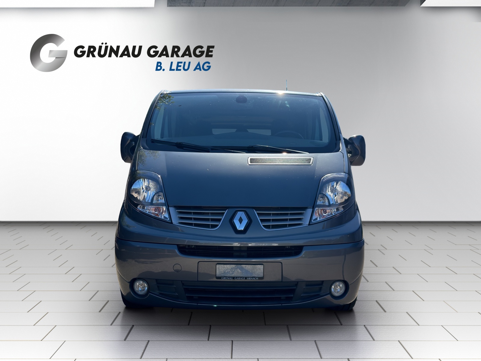 RENAULT Trafic Kombi Grand Passenger 2.0 dCi 114 Auth.-image-4