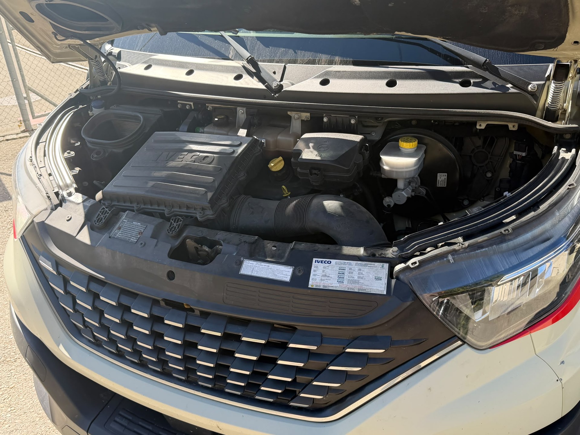 IVECO 35 C 16 A8-image-5