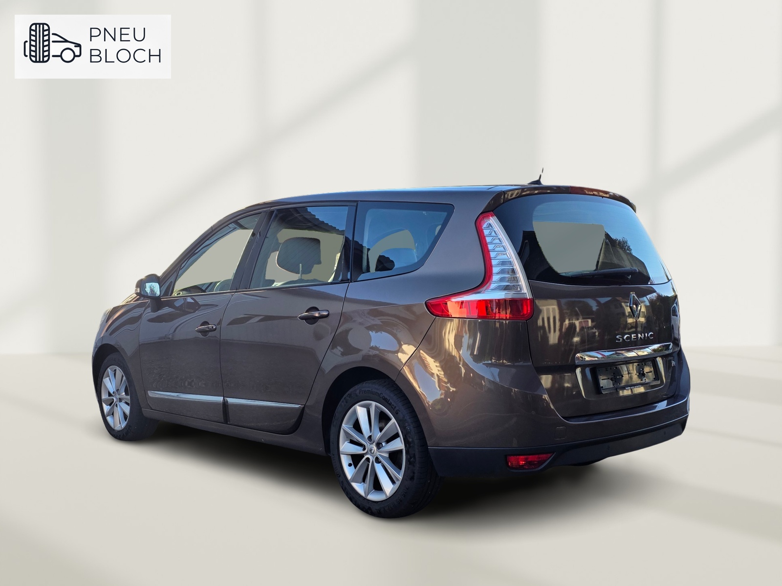 RENAULT Grand Scénic 1.4 16V Turbo Privilège-image-4