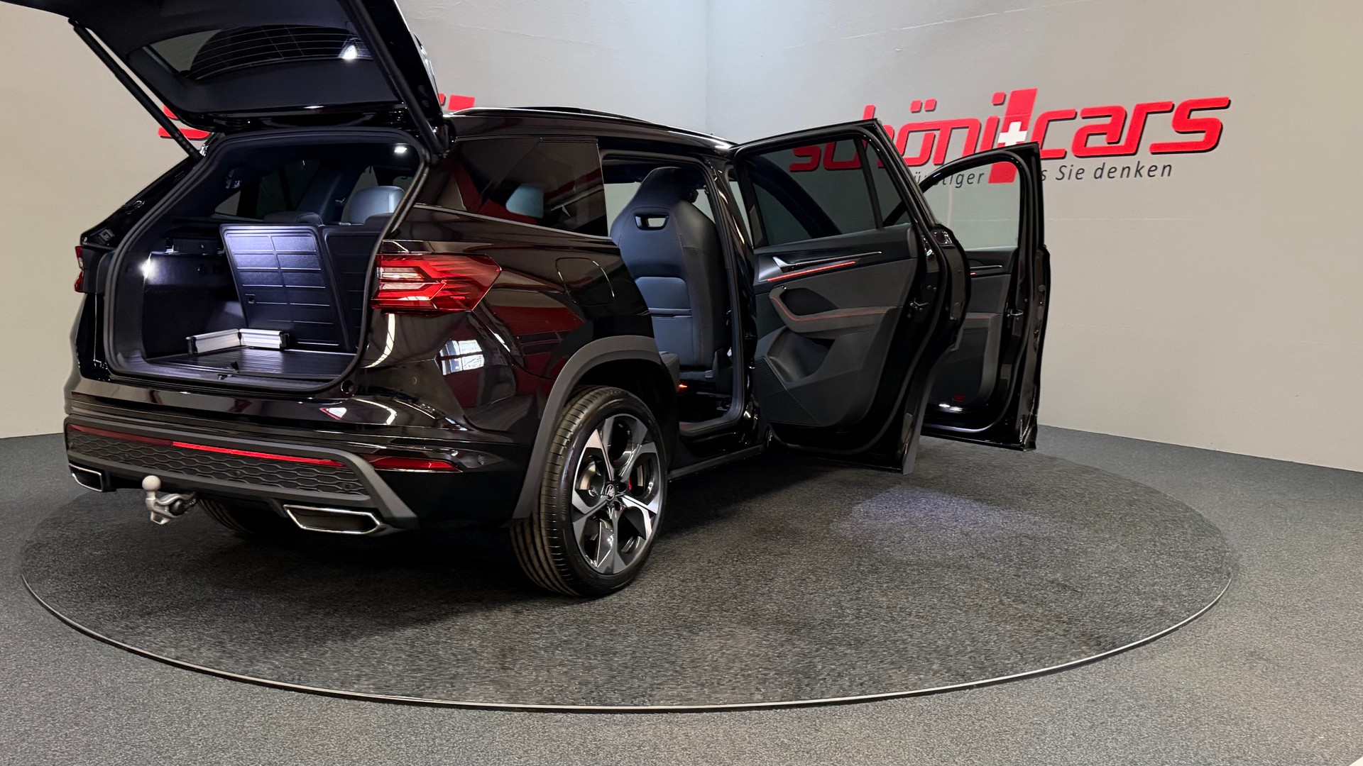 SKODA Kodiaq 2.0 TSI RS 4x4 7 Plätze-image-6