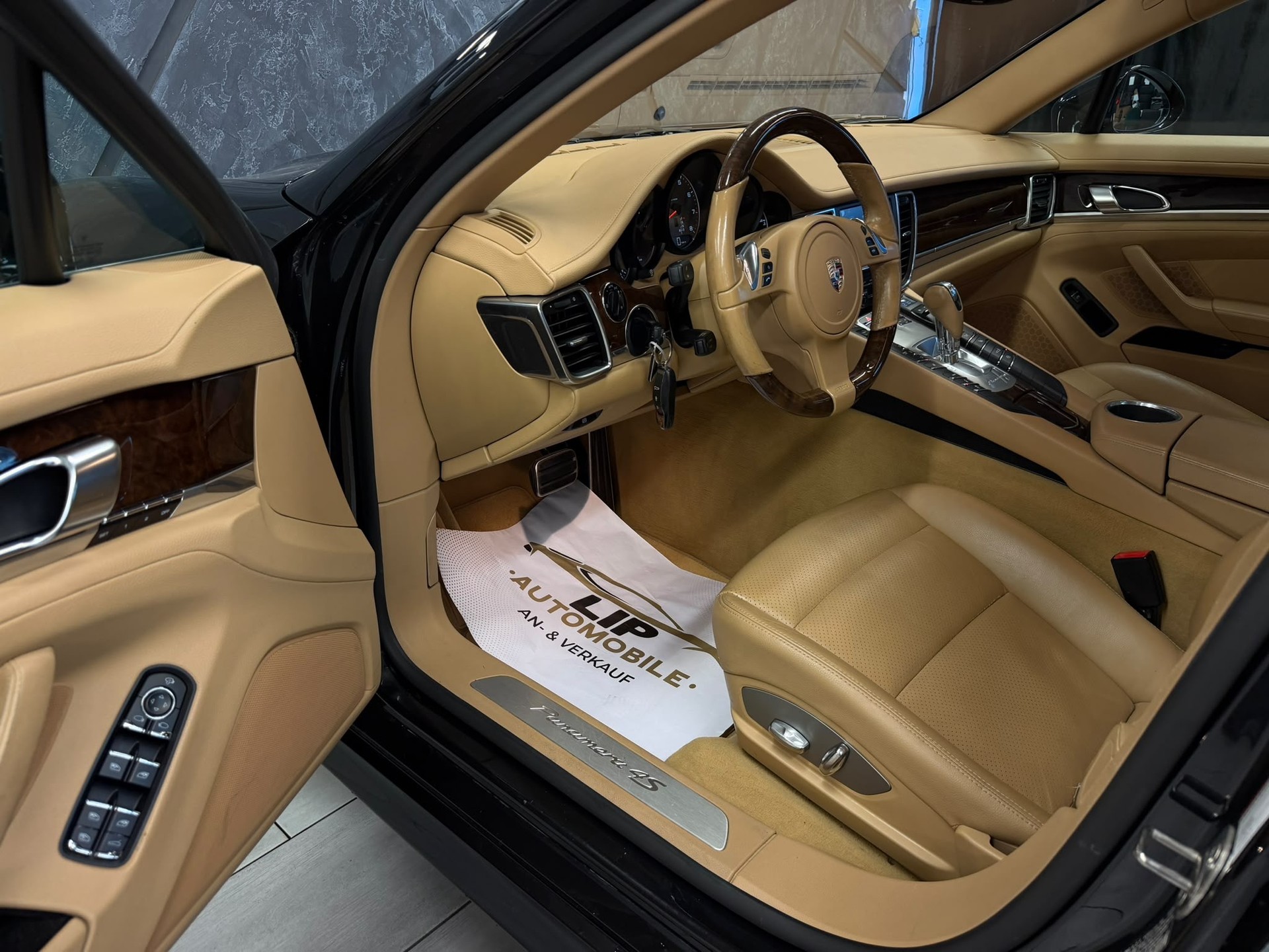PORSCHE Panamera 4S 4.8 PDK-image-10