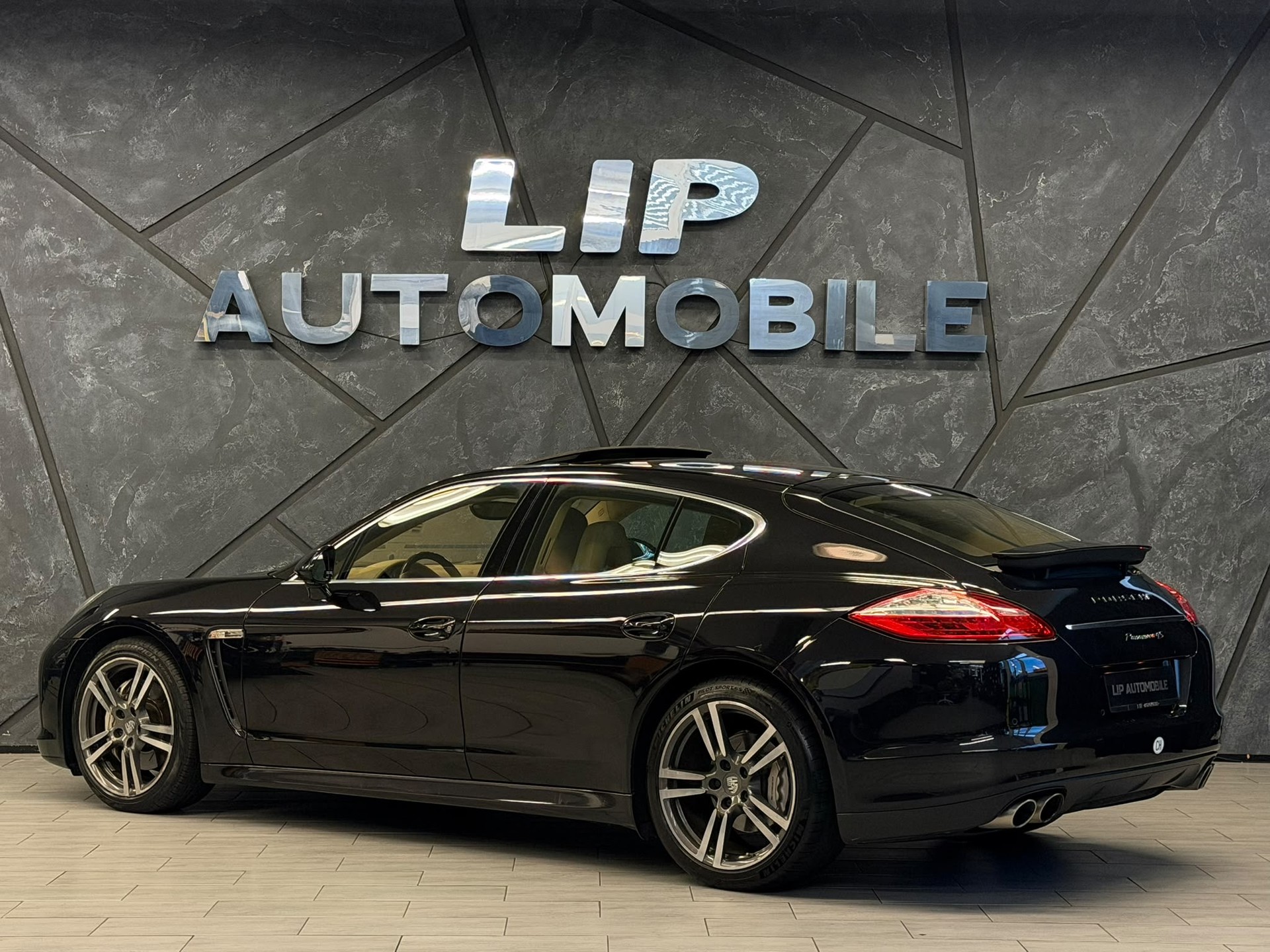 PORSCHE Panamera 4S 4.8 PDK-image-15
