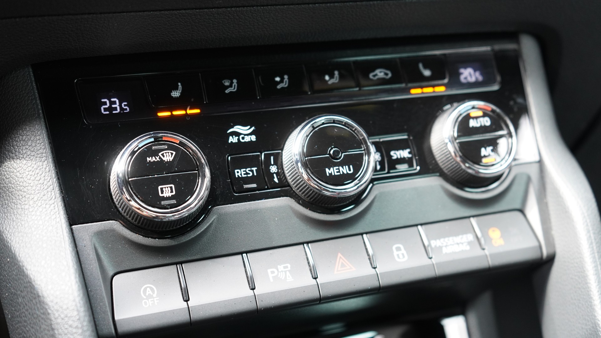 SKODA Kodiaq 2.0 Bi-TDI SCR RS 4x4 DSG-image-10
