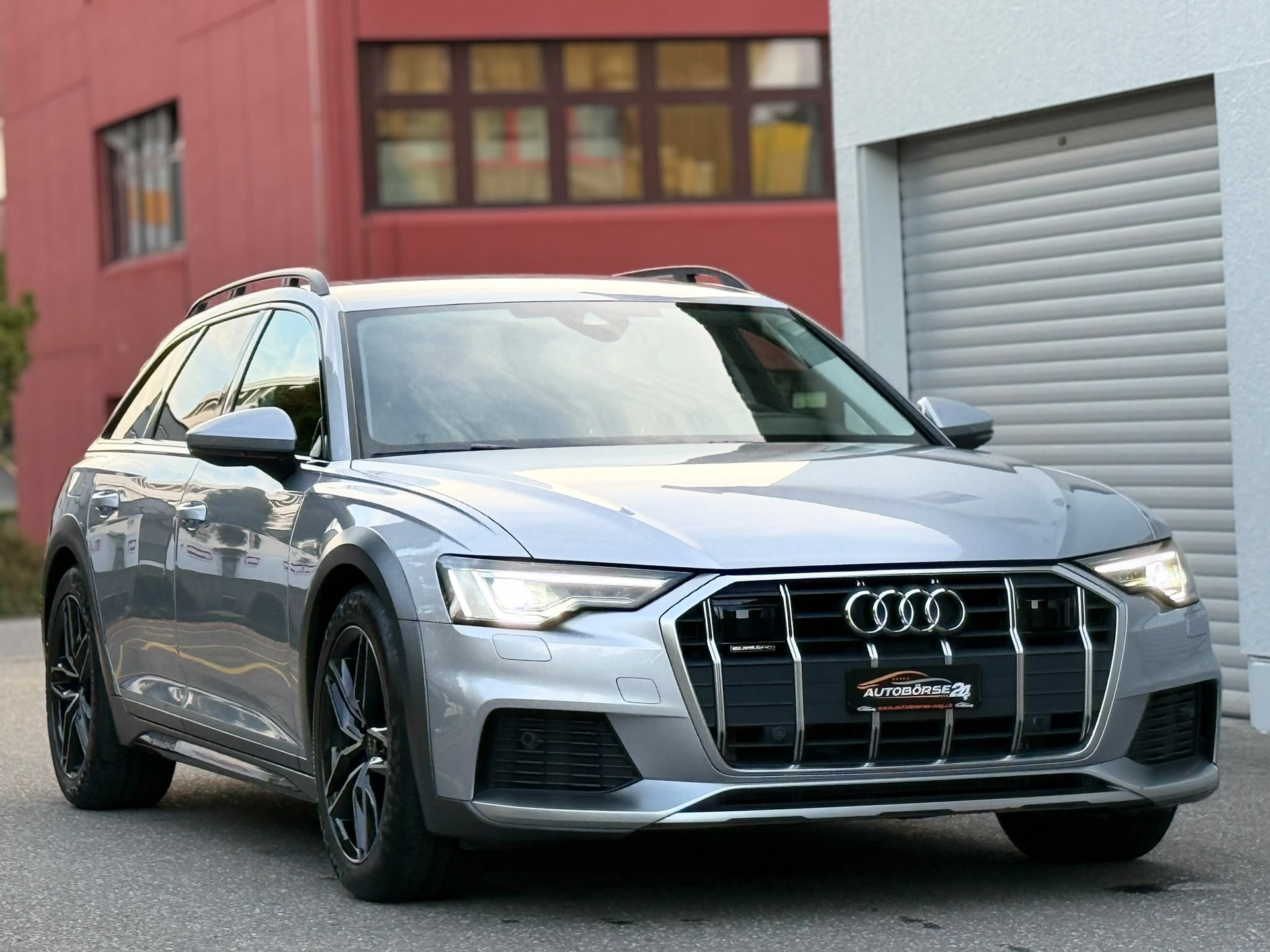 AUDI A6 Avant 2.0 40 TDI quattro S-Tronic-showroom-element-1