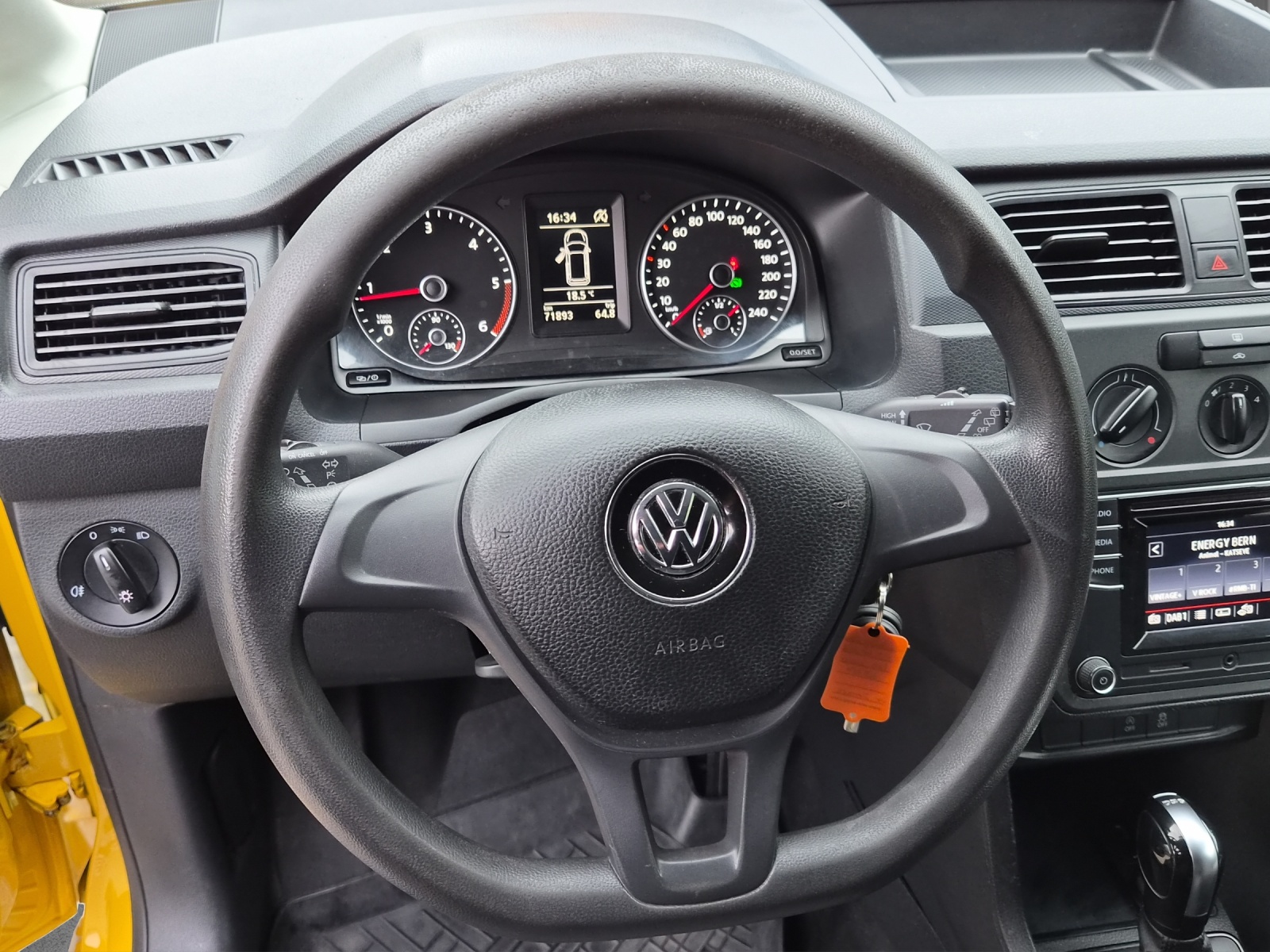 VW Caddy 2.0TDI 4Motion BlueMotion Technology DSG-image-8