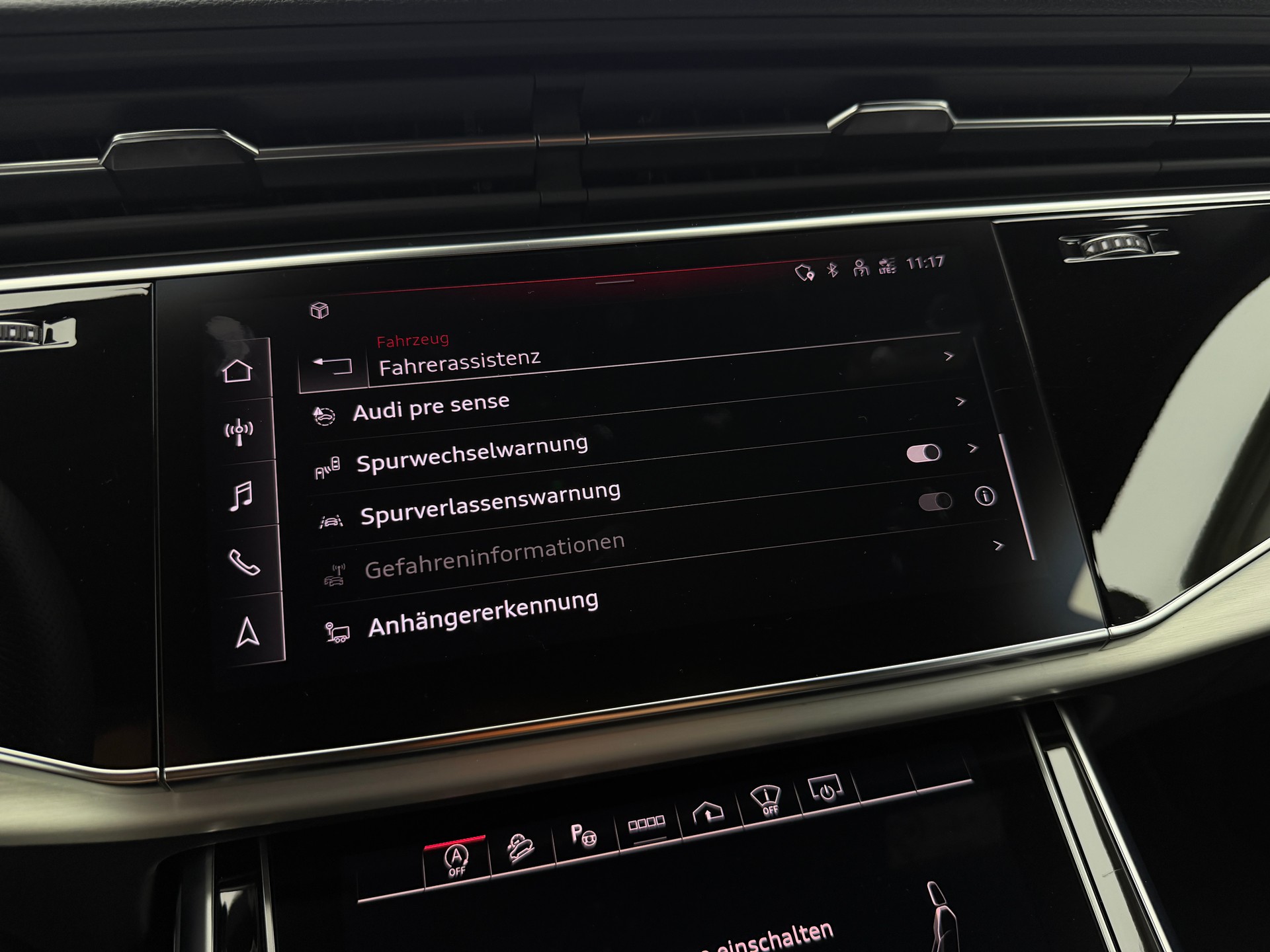 AUDI Q8 55 TFSI S-Line Mythos Black Ed. quattro tiptronic / 360° Kamera / Panoramadach / B&O Sound / Head-Up / Leder / Keyless /-image-16