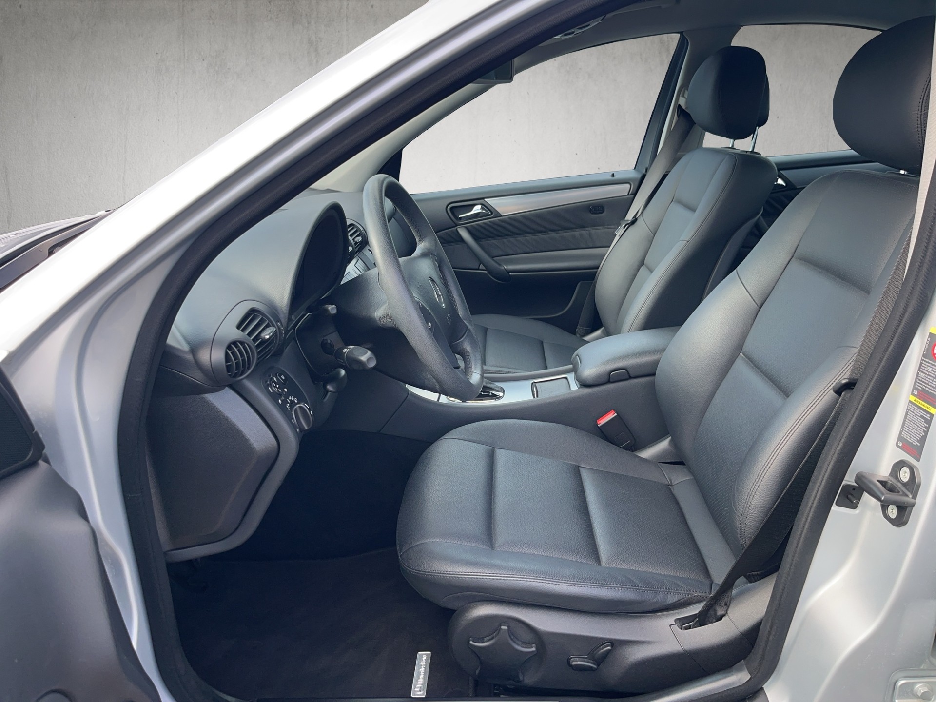 MERCEDES-BENZ C 280 Avantgarde 4Matic Automatic-image-9