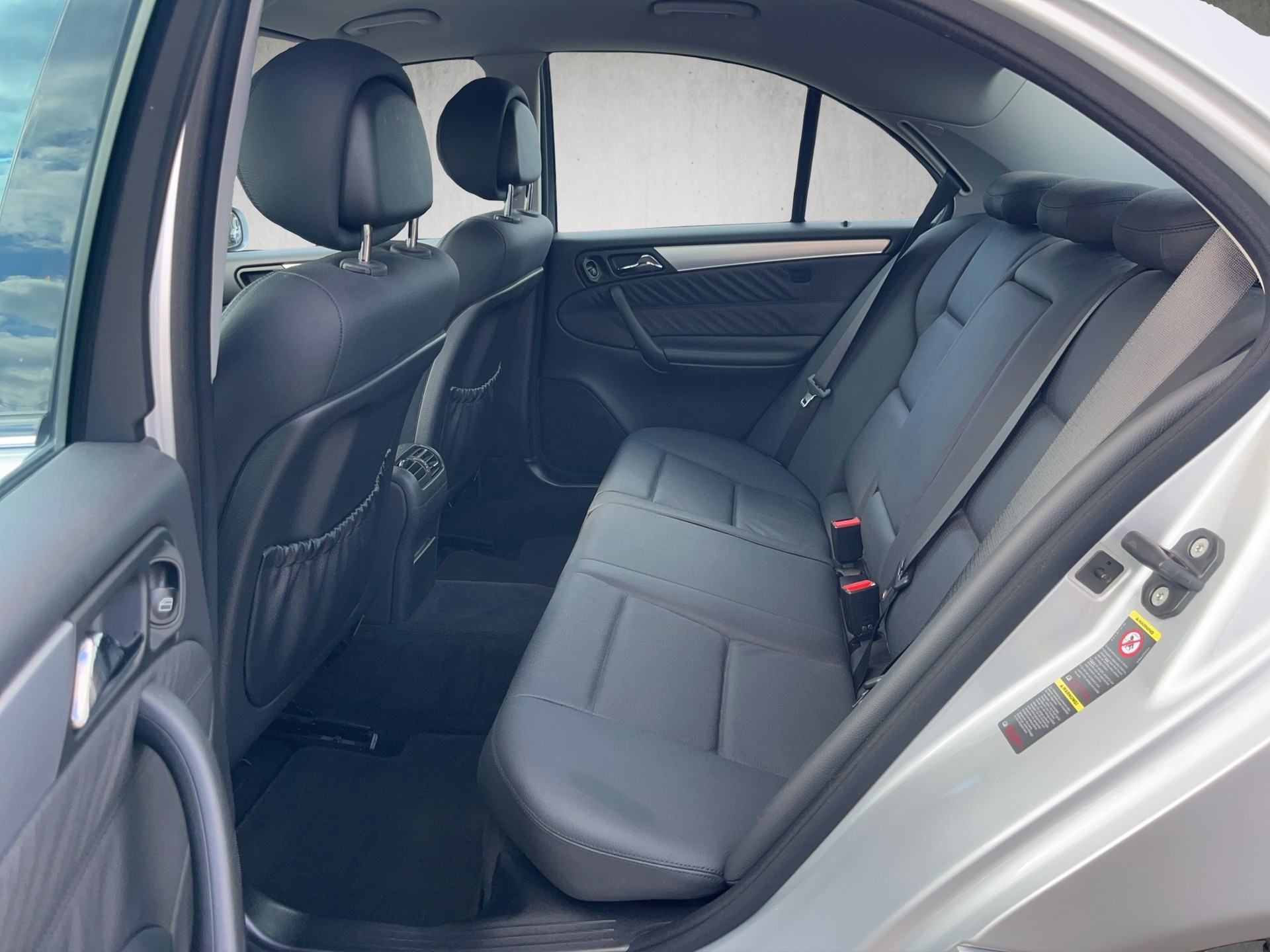 MERCEDES-BENZ C 280 Avantgarde 4Matic Automatic-image-11