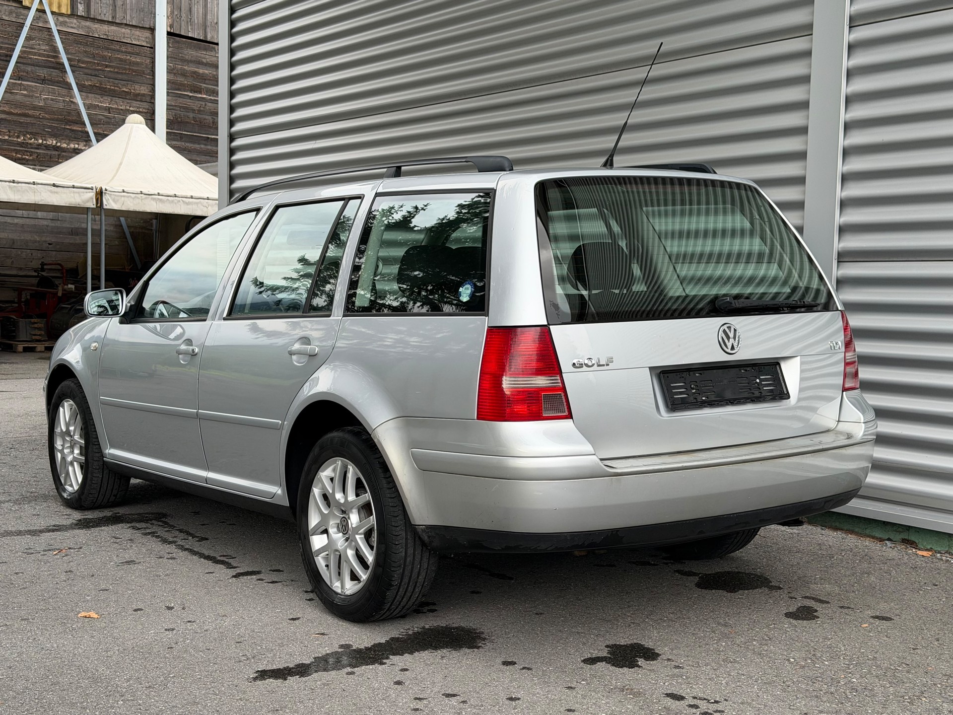 VW Golf Variant 1.9 TDI PD Pacific-image-2