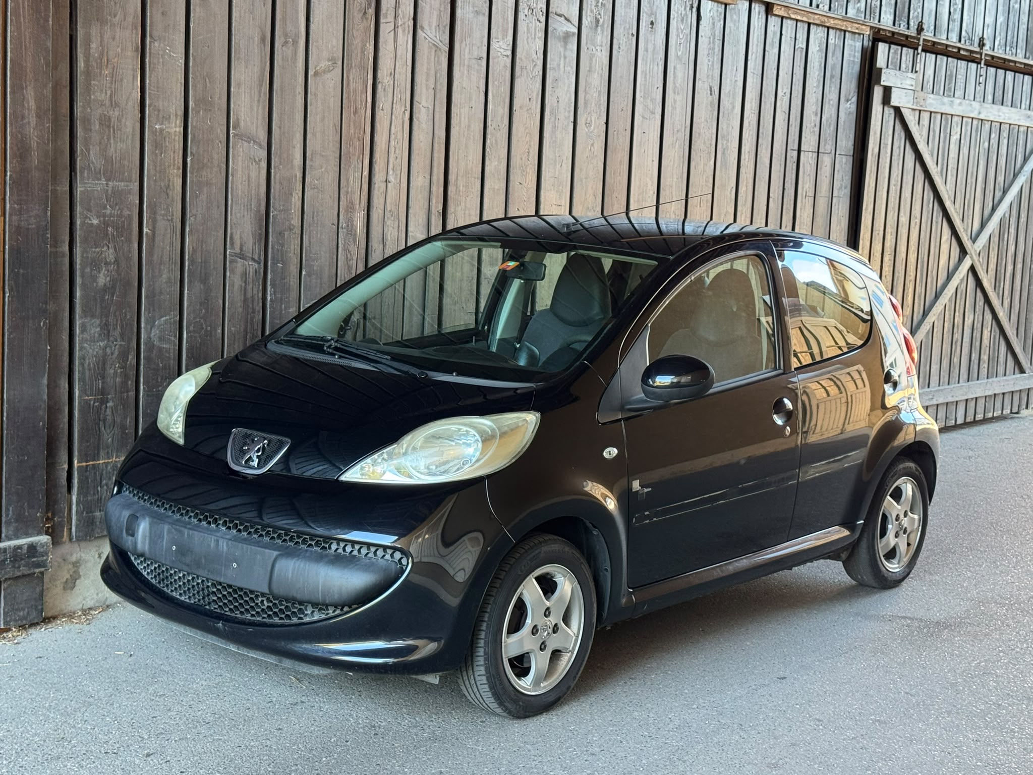 Car photo