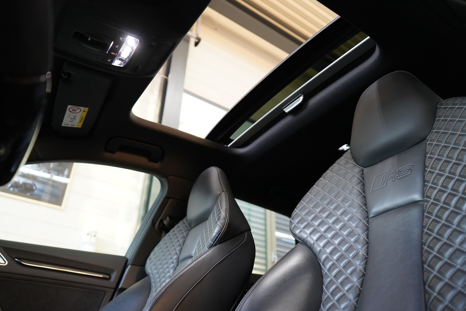 AUDI RS3 Sportback 2.5 TSI quattro S-tronic / Special Concepts Abgasanlage-image-23