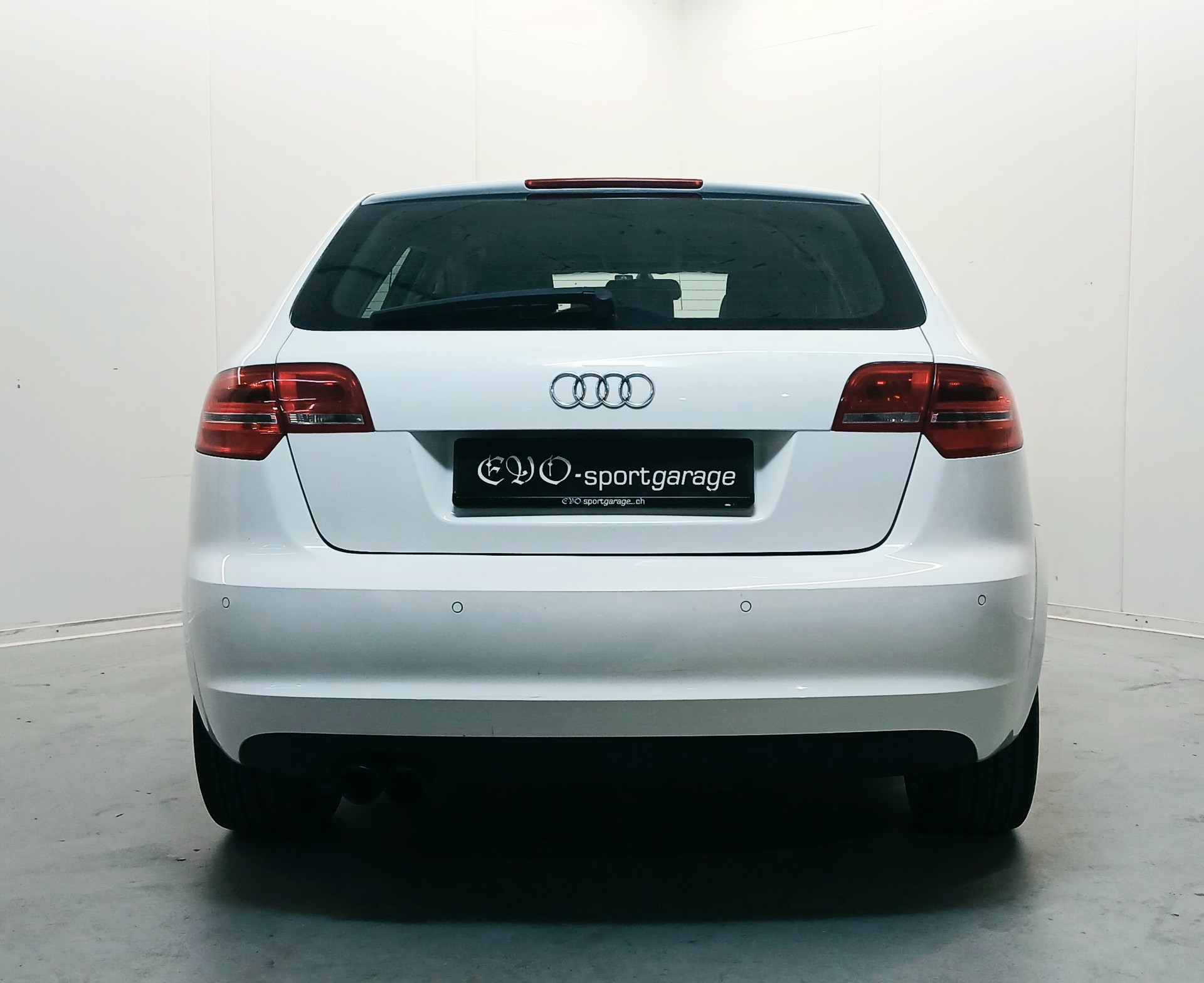 AUDI A3 Sportback 1.8 TFSI Ambition S-tronic-image-7