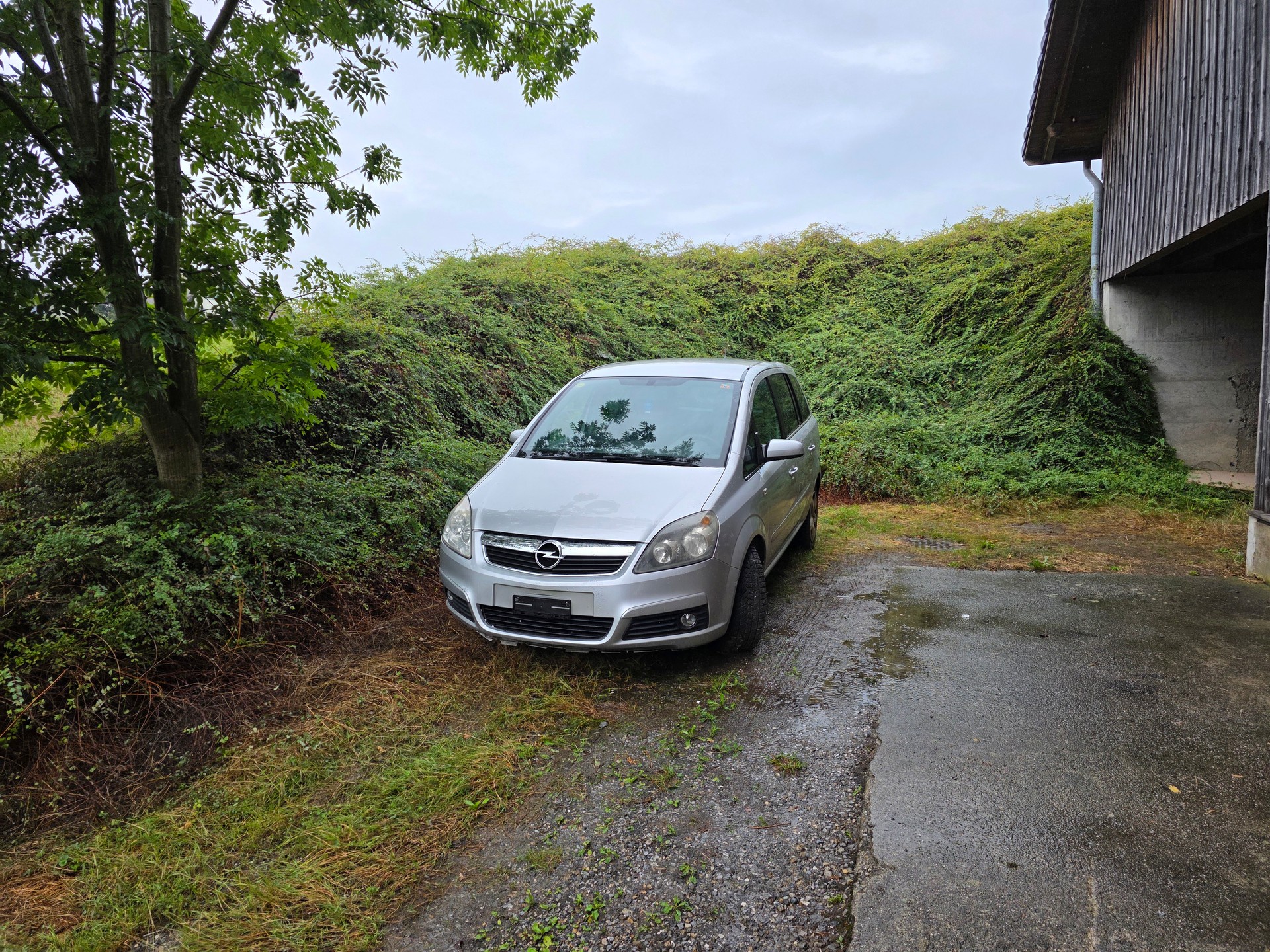 OPEL Zafira 1.9 CDTI Enjoy Automatic / DIESEL / AUTOMATIK / 7-SITZER-image-2