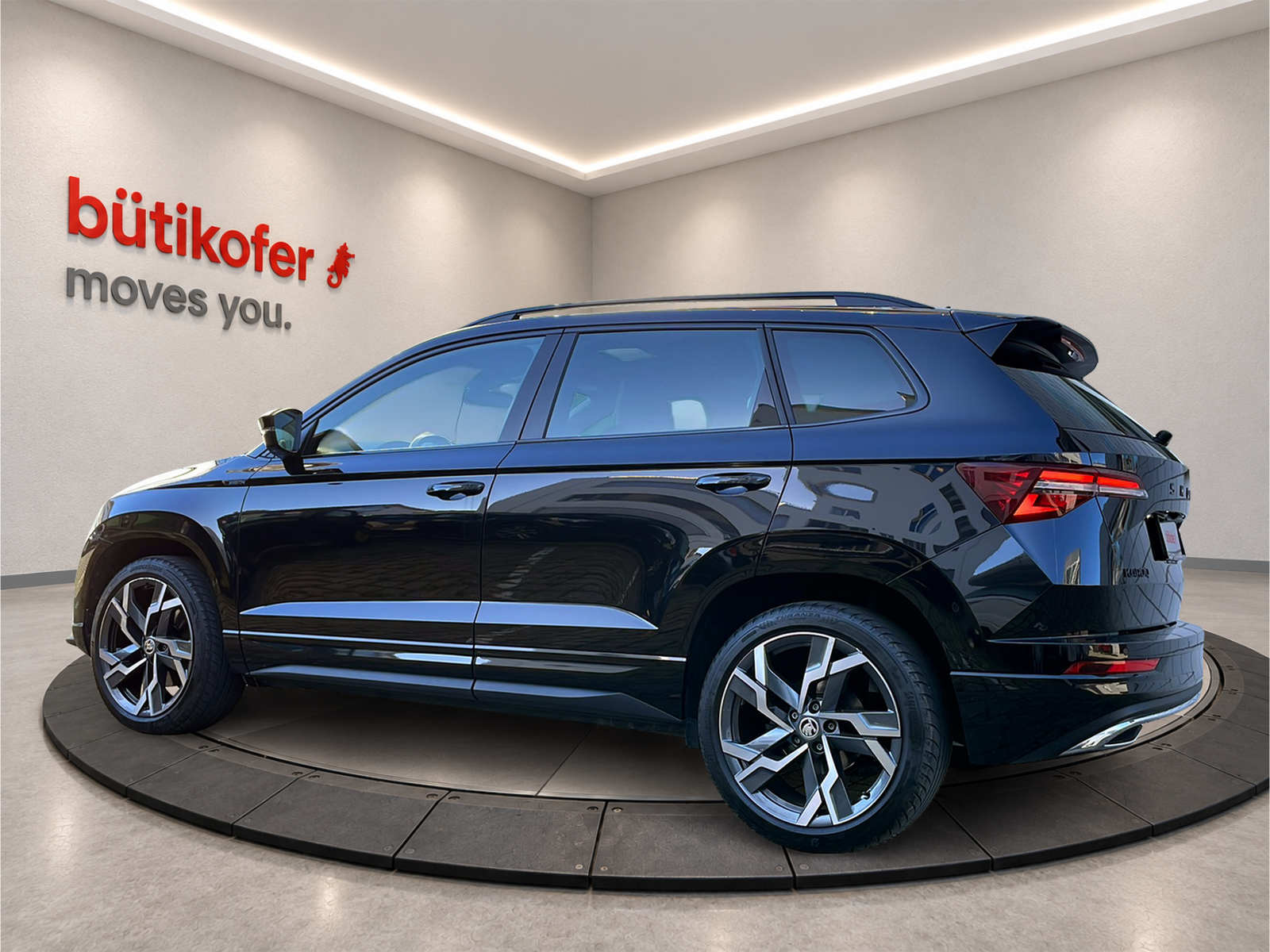 SKODA Karoq 2.0 TSI SportLine 4x4 DSG-image-2