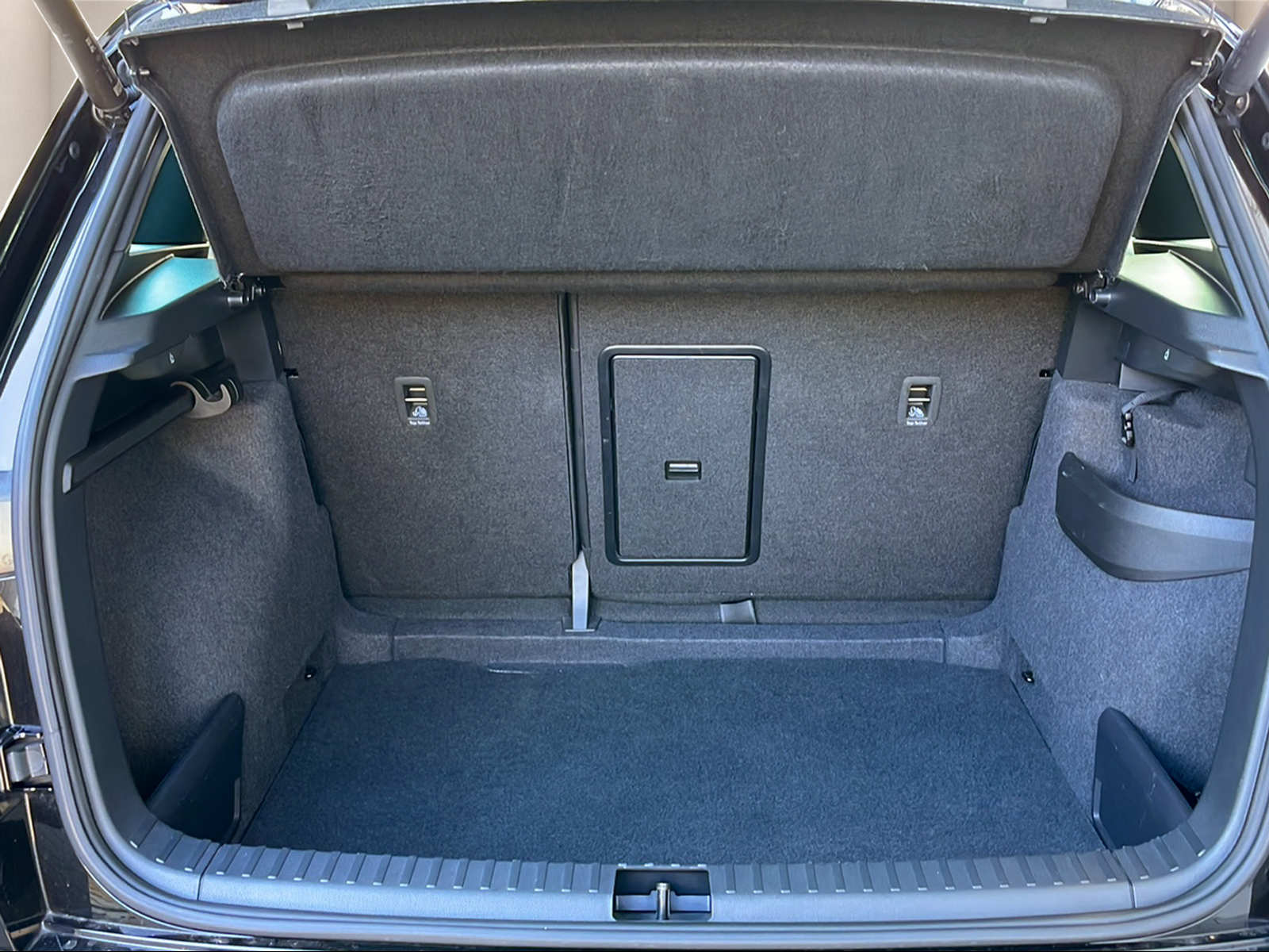 SKODA Karoq 2.0 TSI SportLine 4x4 DSG-image-11