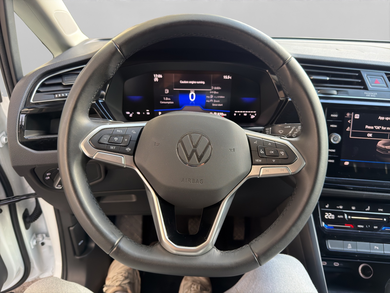 VW Touran 1.5 TSI Comfortline DSG-image-7