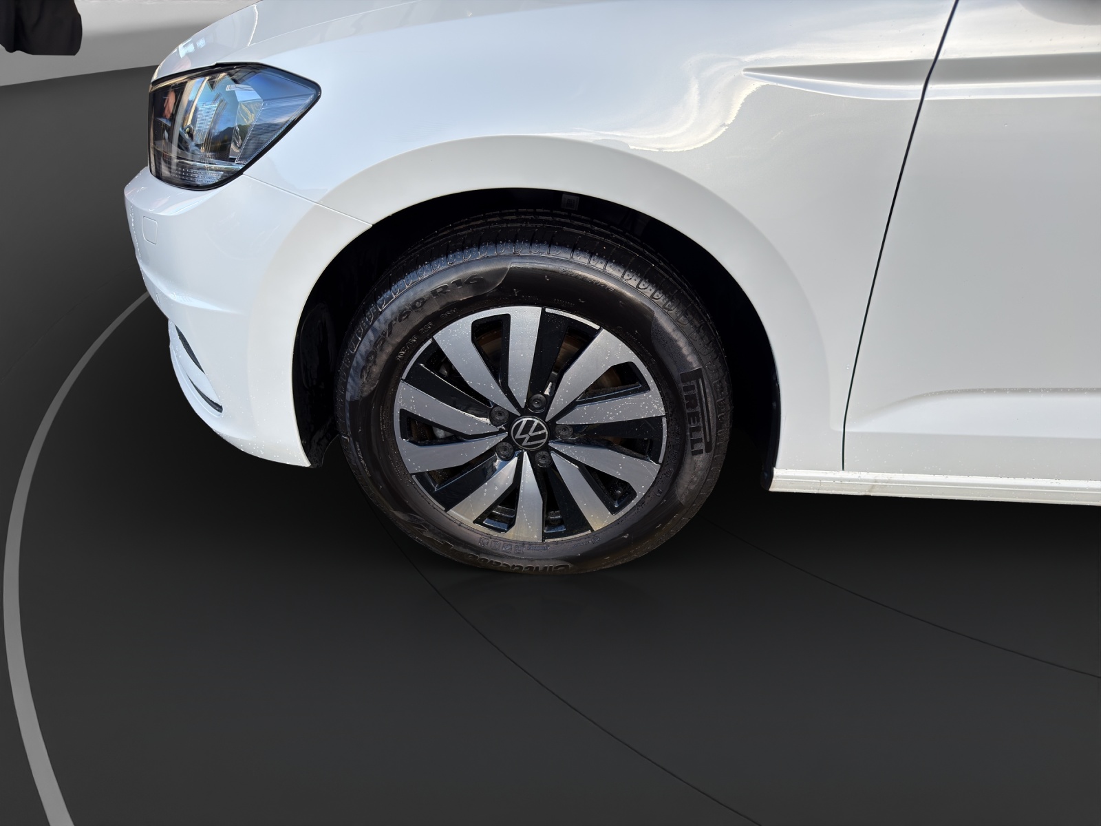 VW Touran 1.5 TSI Comfortline DSG-image-10