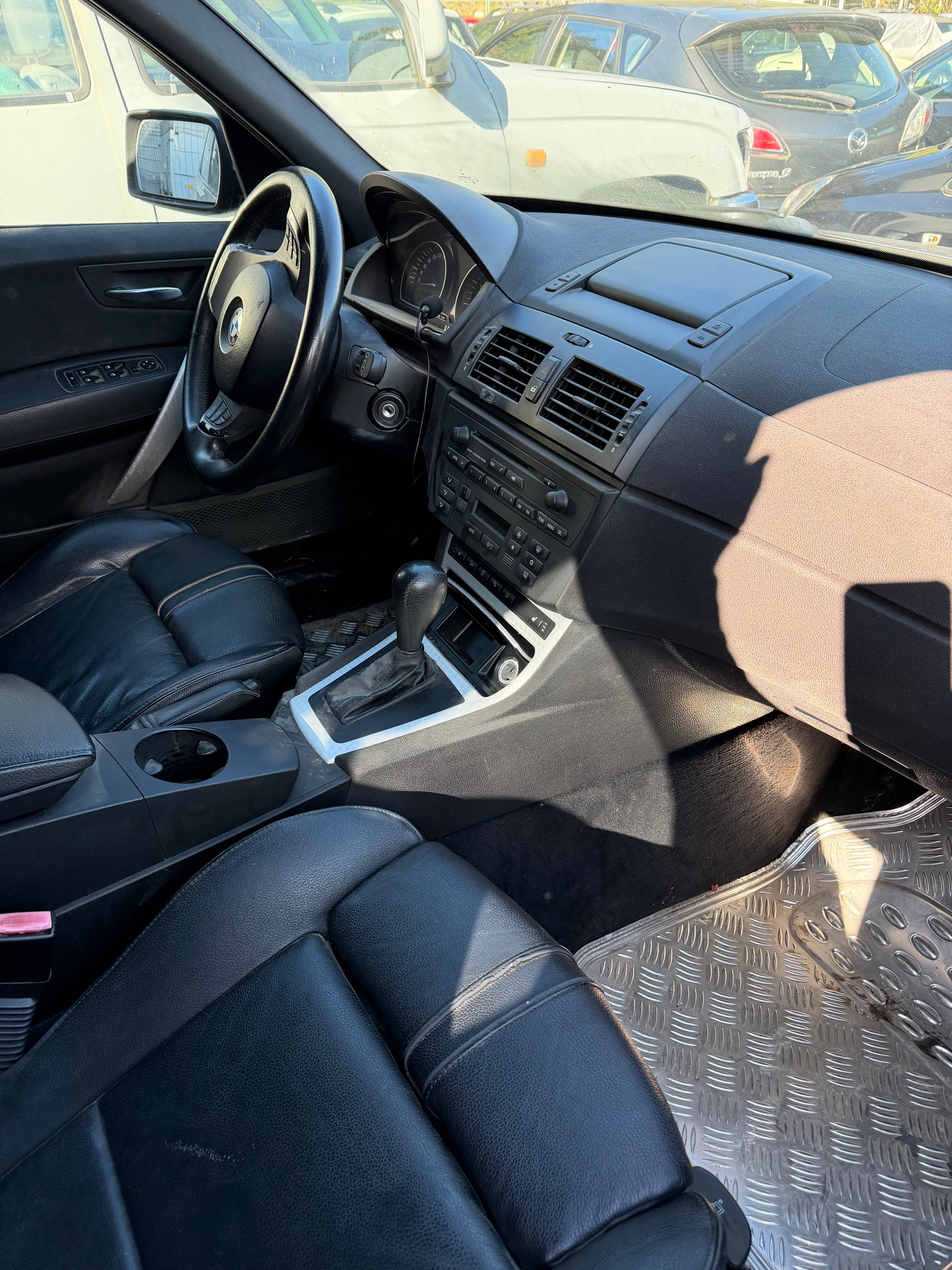 BMW X3 3.0d-image-2