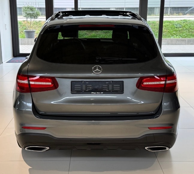 MERCEDES-BENZ GLC 250 AMG Line 4Matic 9G-Tronic-image-6